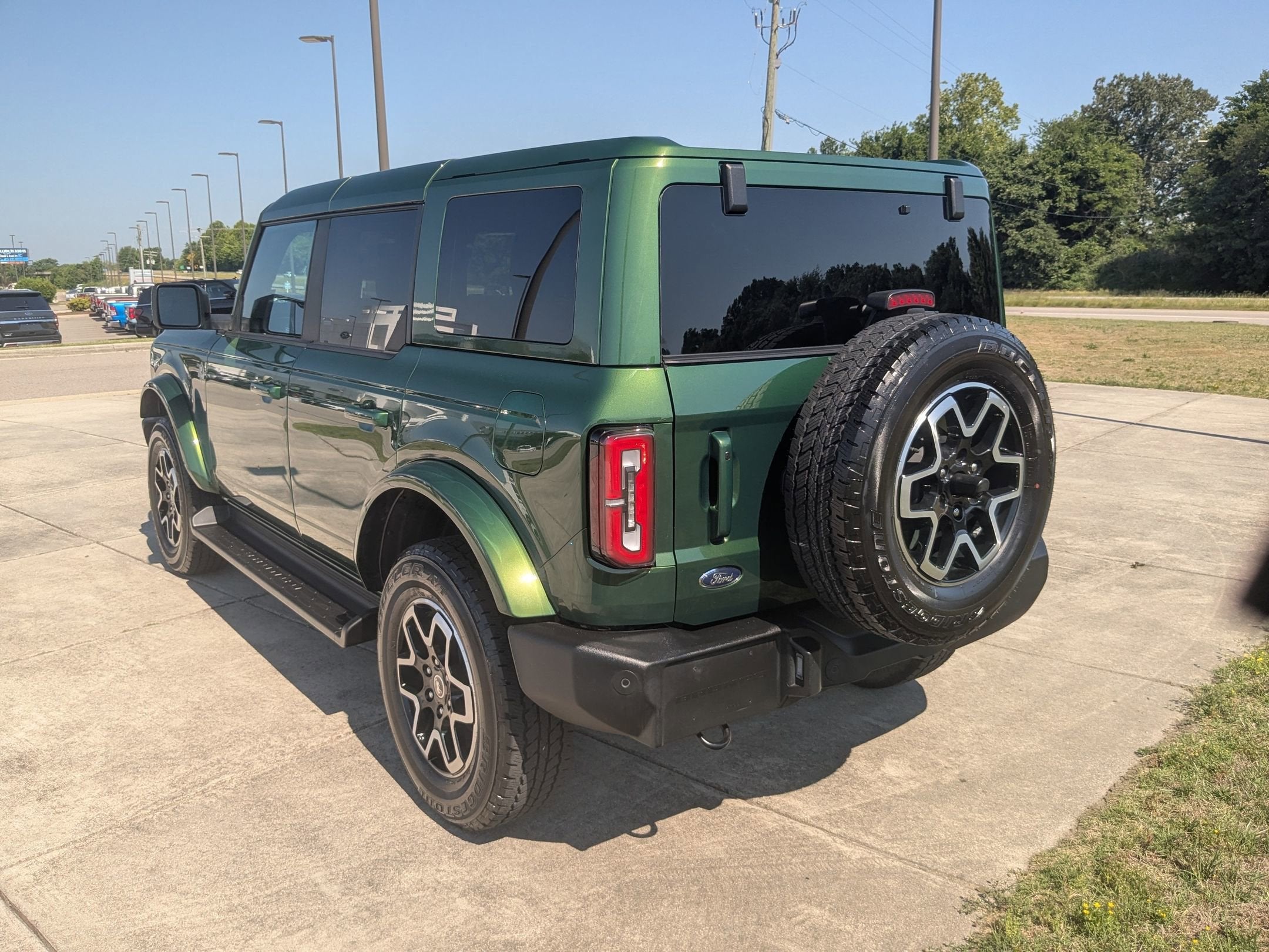 2025 Ford Bronco Outer Banks