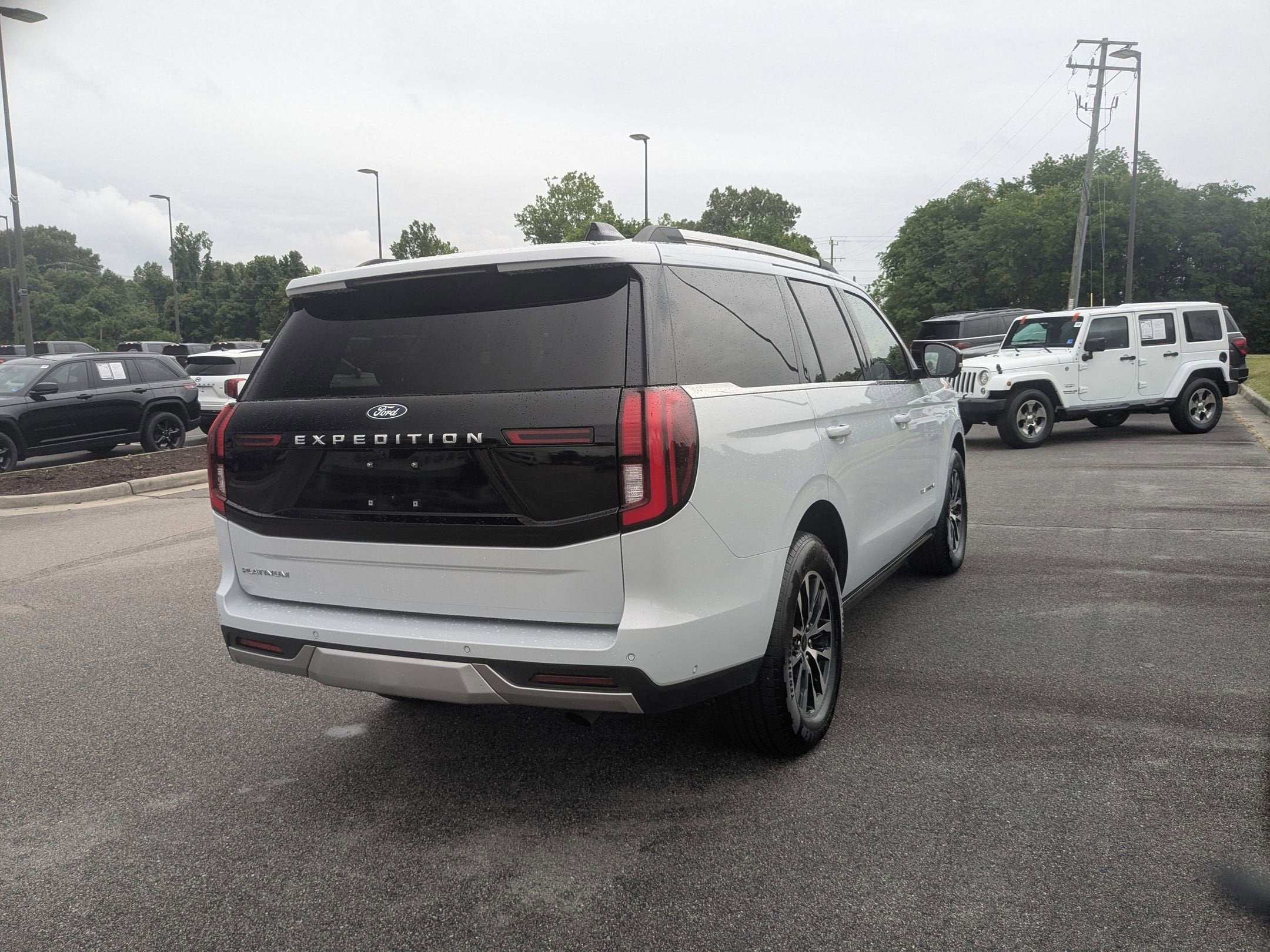 2025 Ford Expedition Platinum