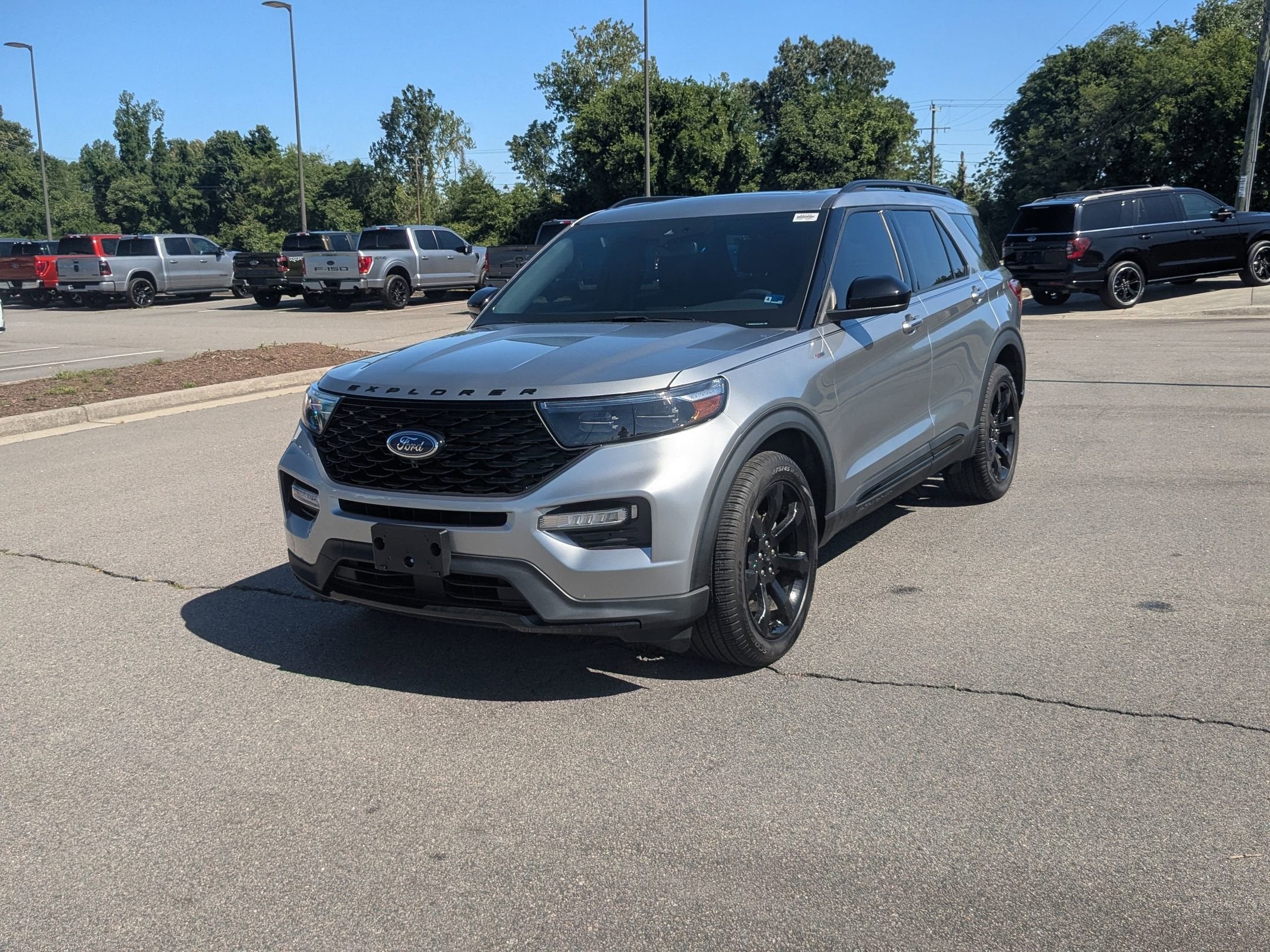 2022 Ford Explorer ST-Line