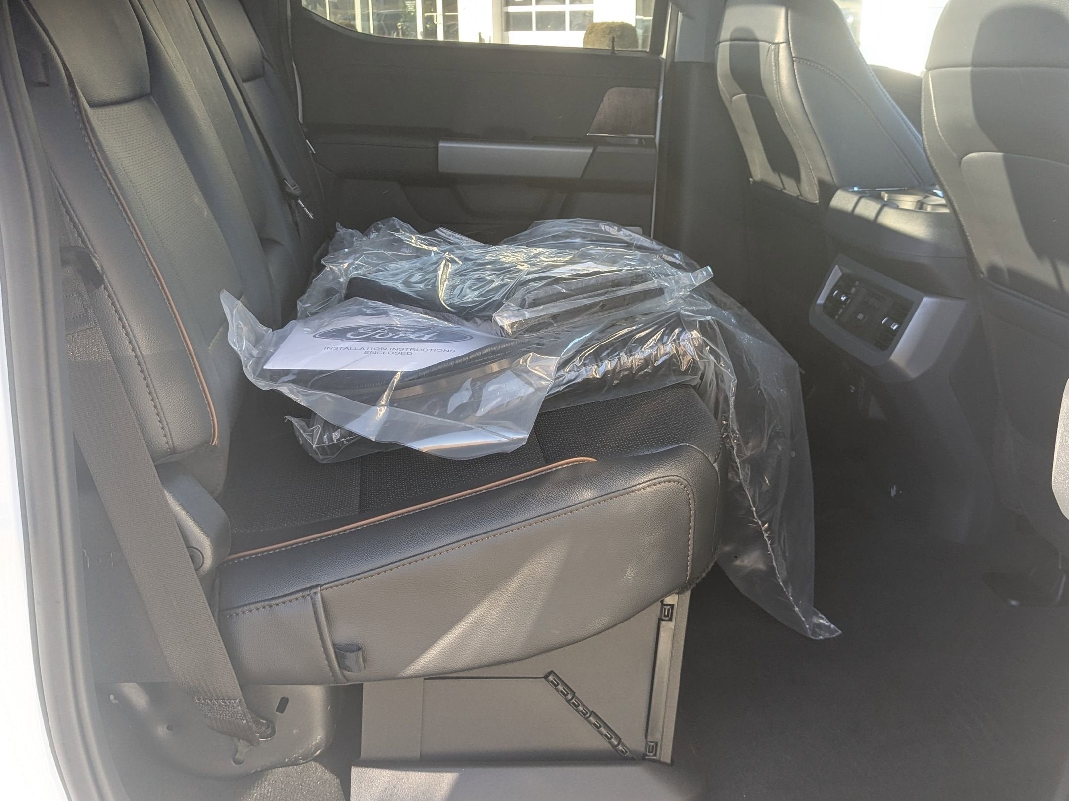 2025 Ford Super Duty F-350 SRW LARIAT