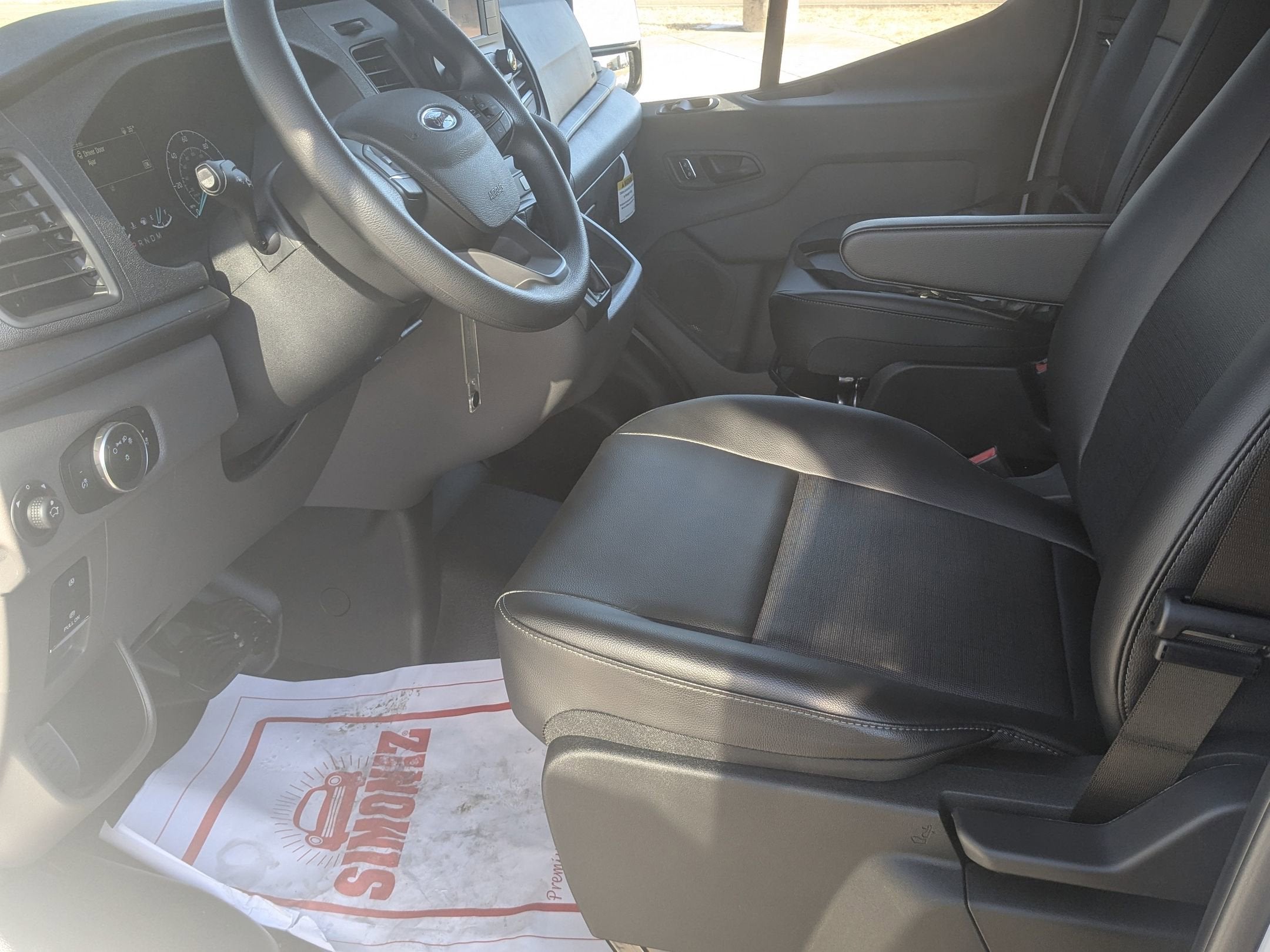 2025 Ford Transit Cargo Van Base