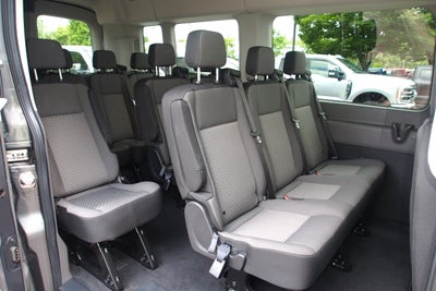 2025 Ford Transit Passenger Wagon XLT