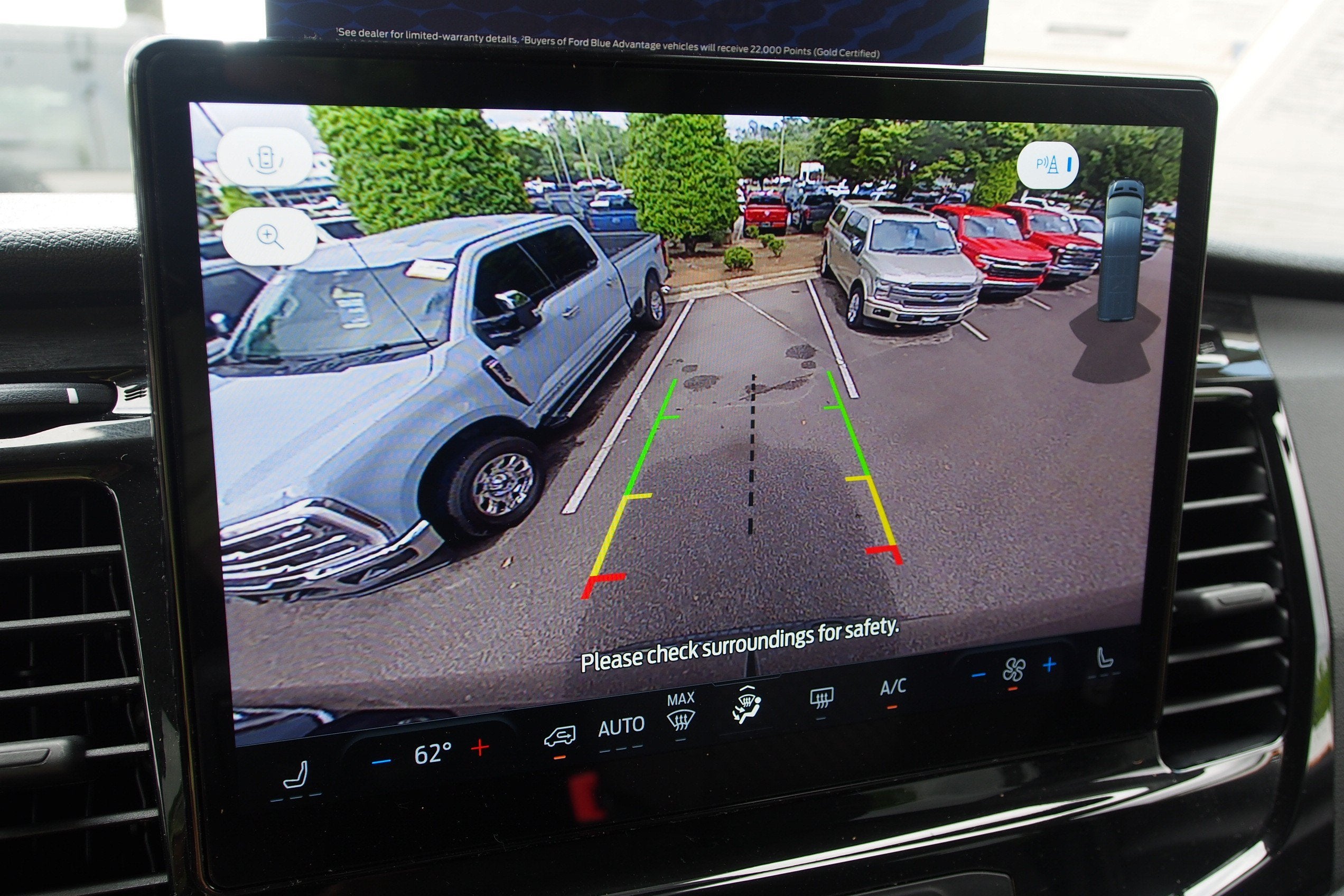 2025 Ford Transit Passenger Wagon XLT