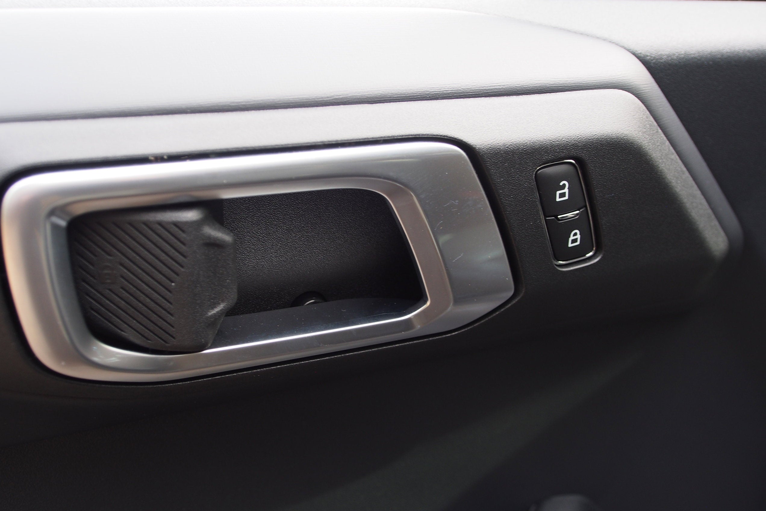 2025 Ford Bronco Outer Banks - Crossroads Courtesy Demo