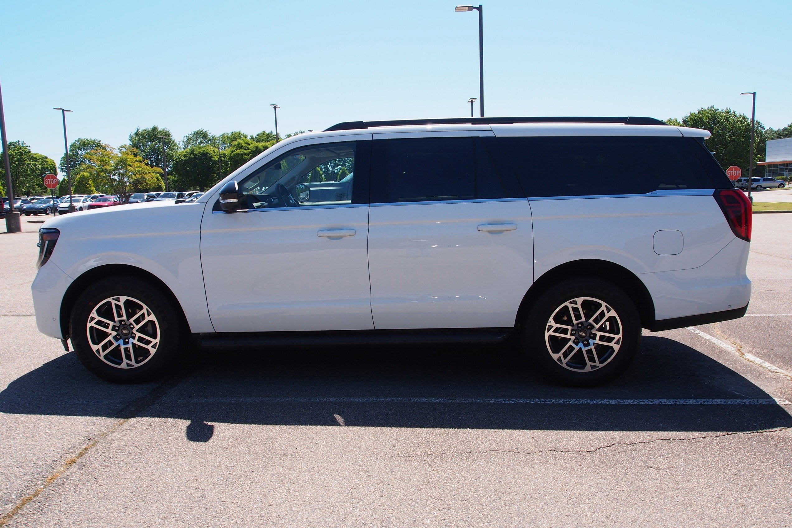 2025 Ford Expedition Max Active