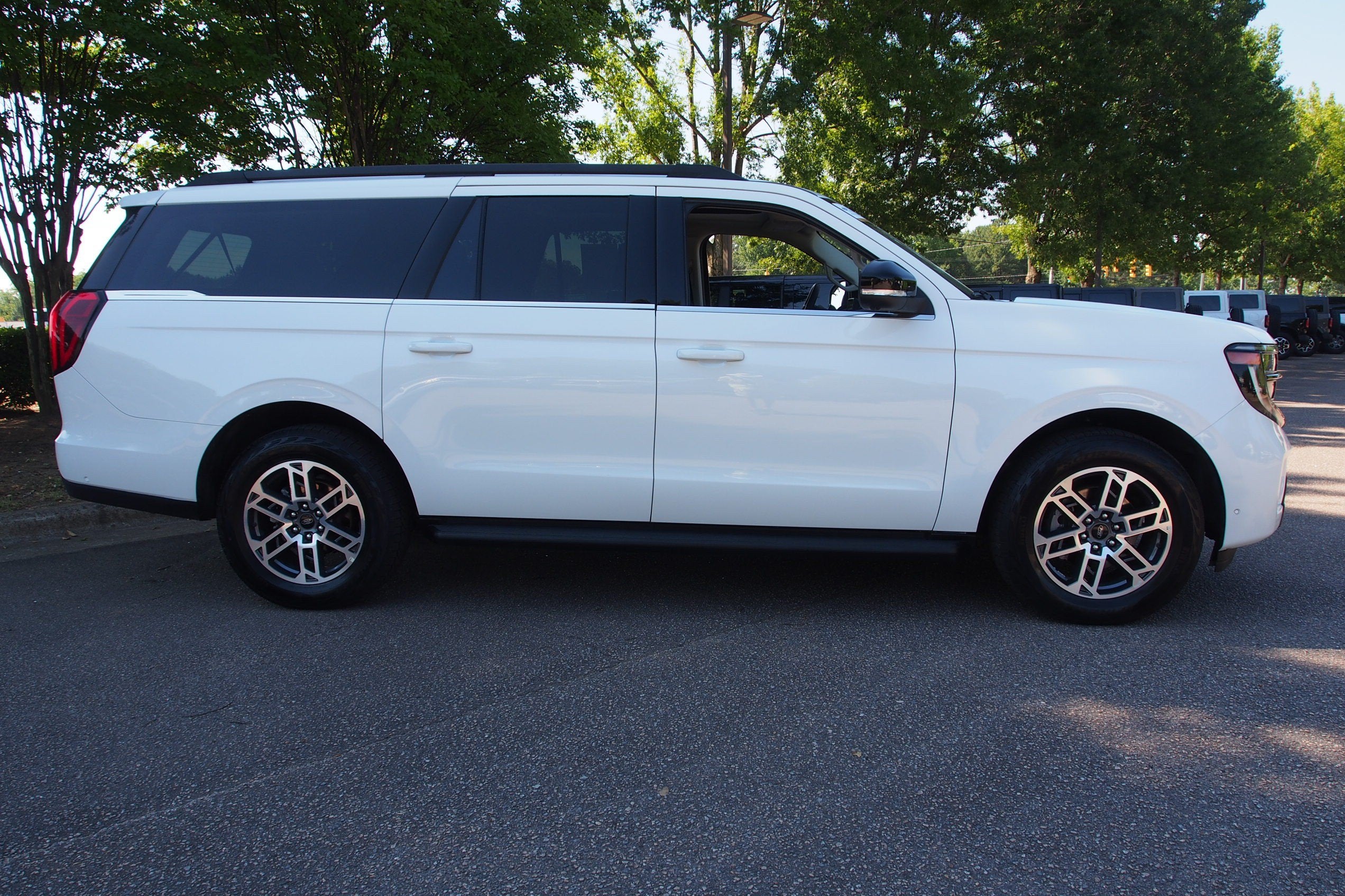 2025 Ford Expedition Max Active