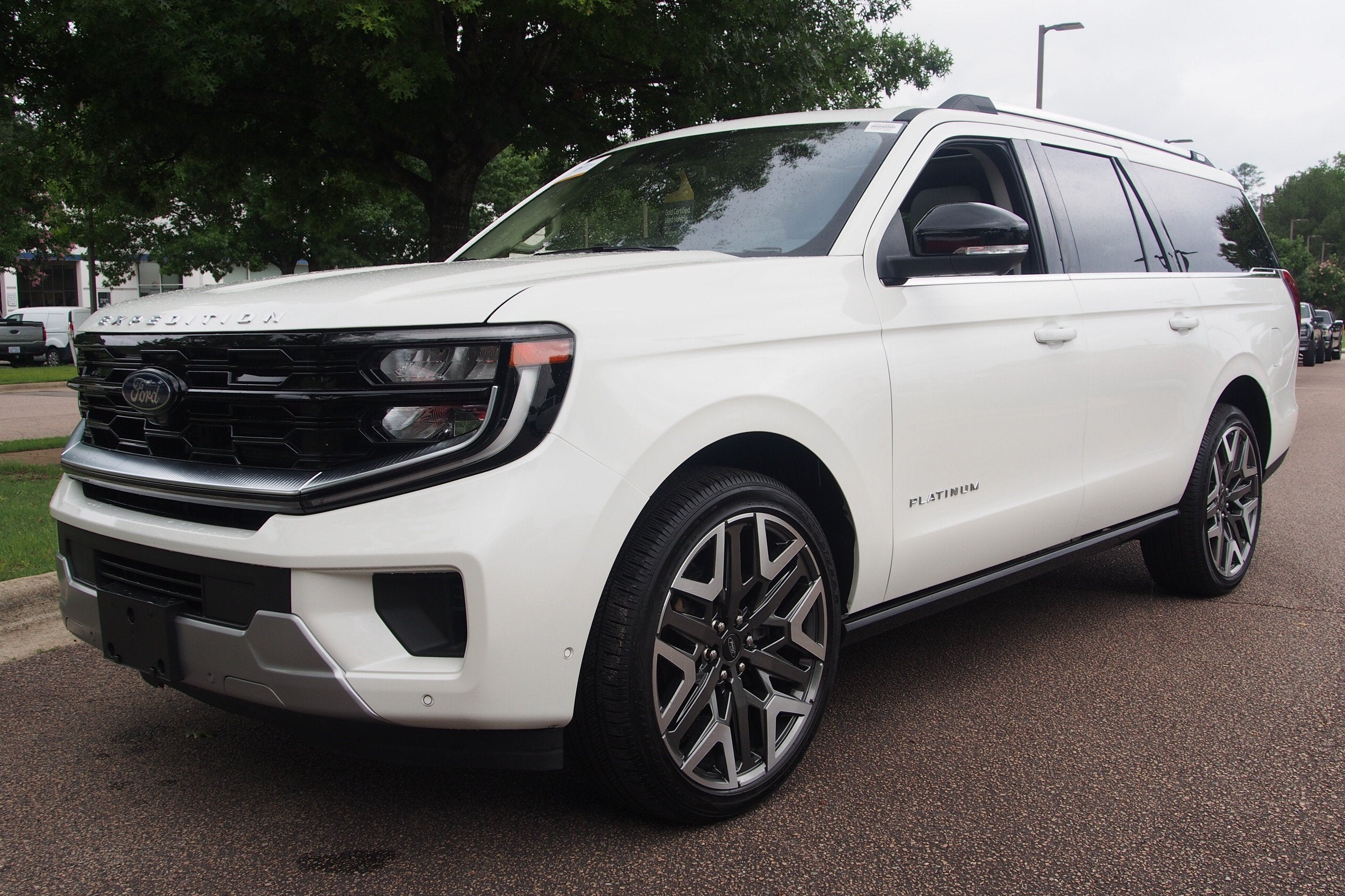 2025 Ford Expedition Max Platinum