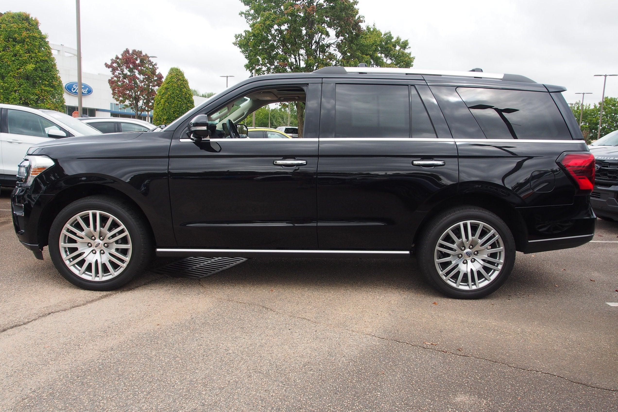 2024 Ford Expedition Limited