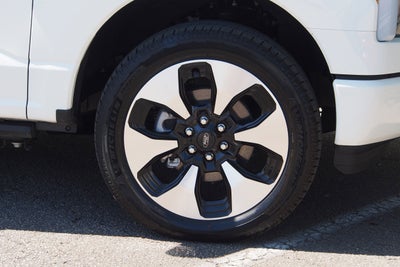 2025 Ford F-150 Lightning Platinum