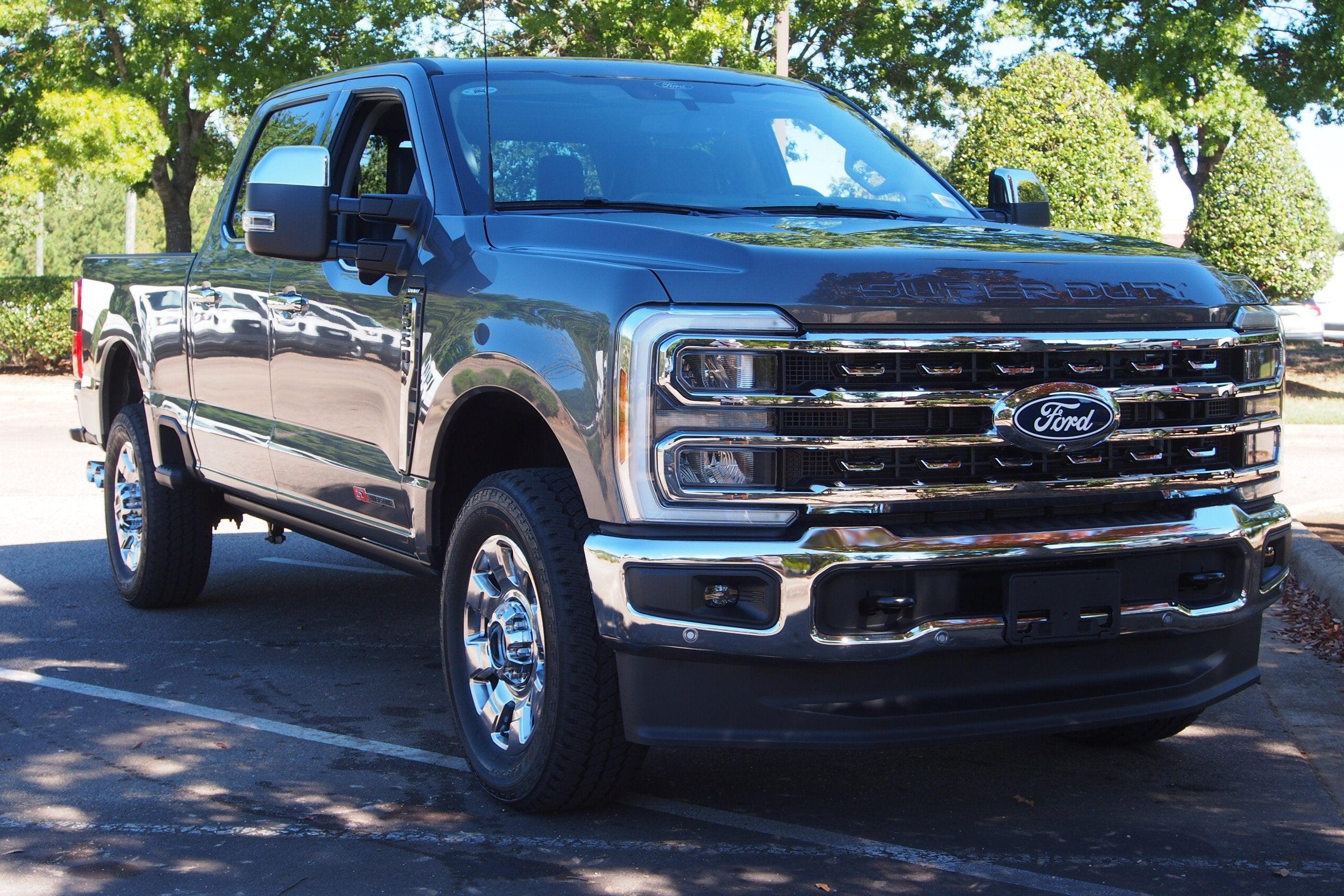 2027 Ford Super Duty F-250 SRW LARIAT