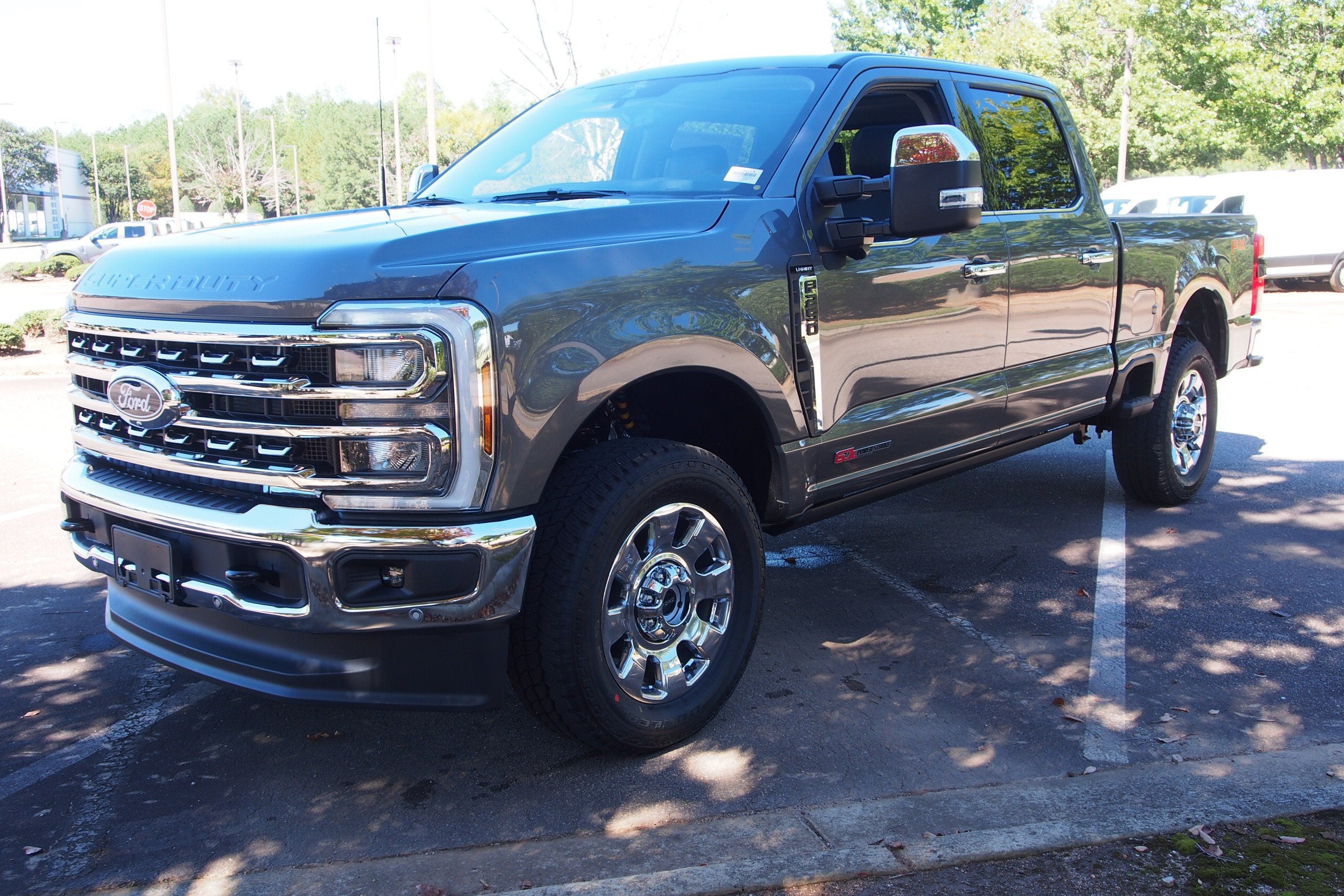 2027 Ford Super Duty F-250 SRW LARIAT