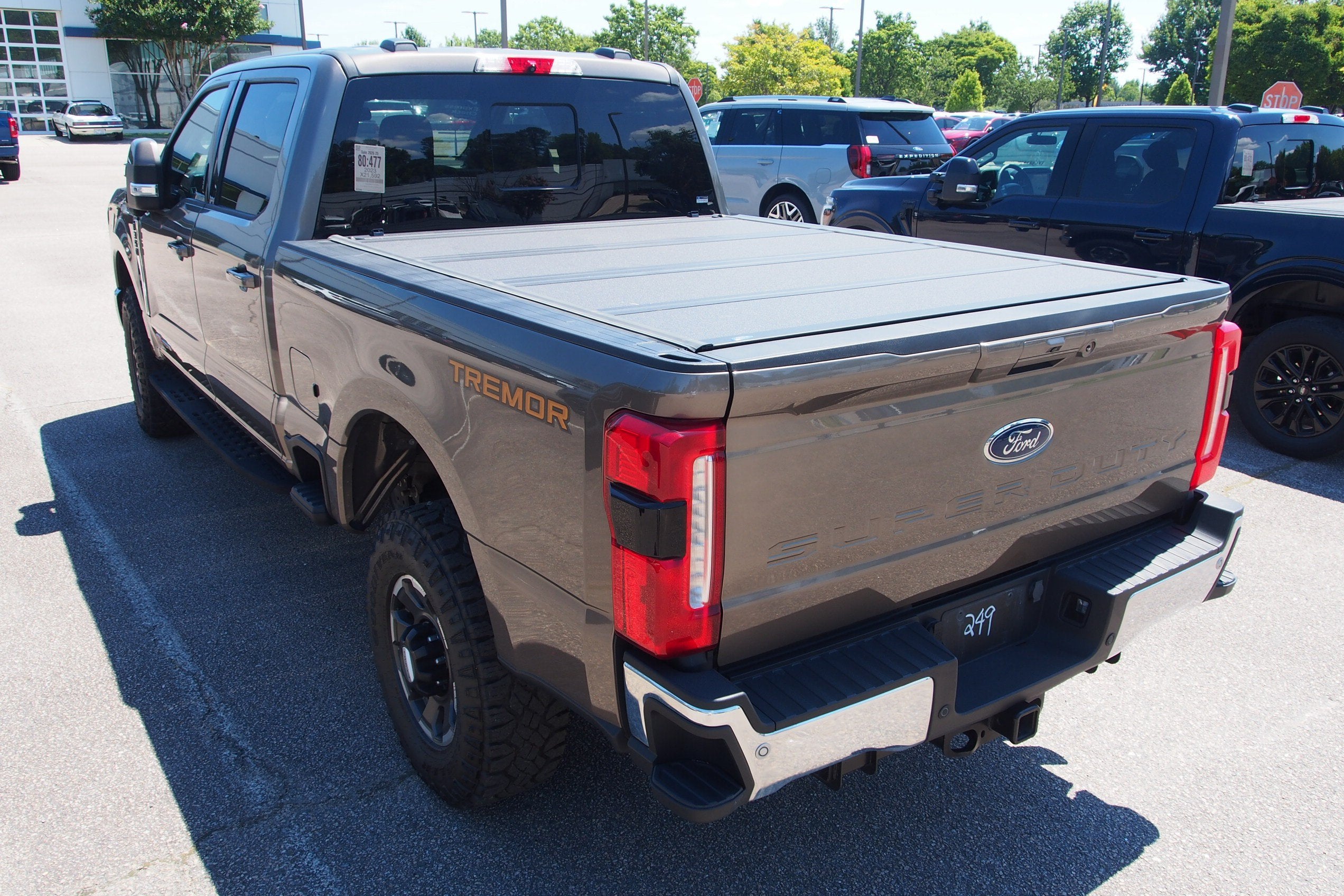 2023 Ford Super Duty F-350 SRW LARIAT