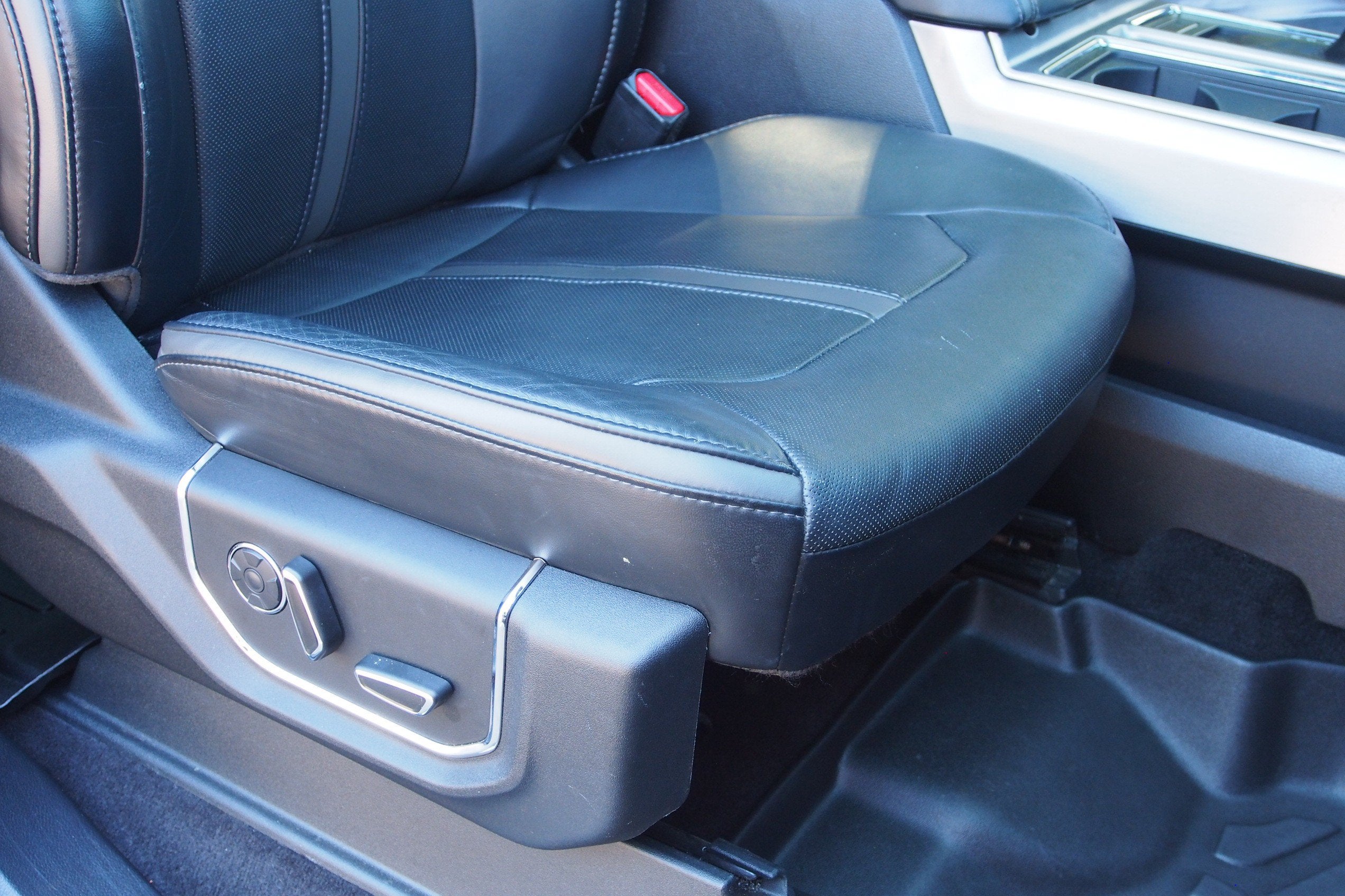 2017 Ford F-150 Platinum
