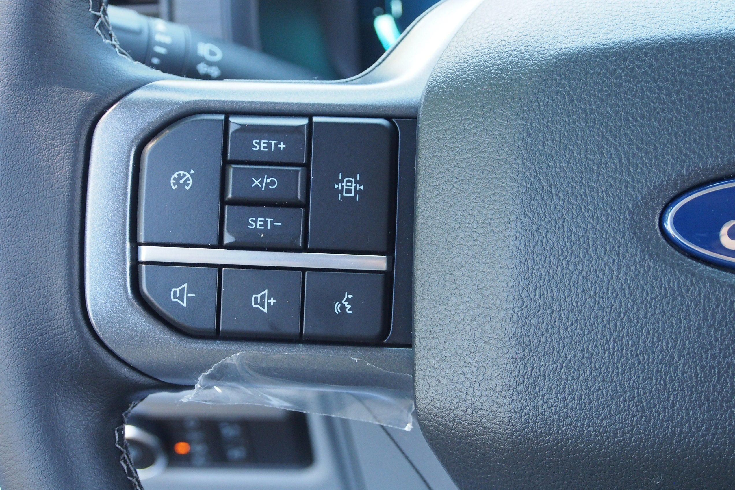 2025 Ford F-150 XLT - Crossroads Courtesy Demo