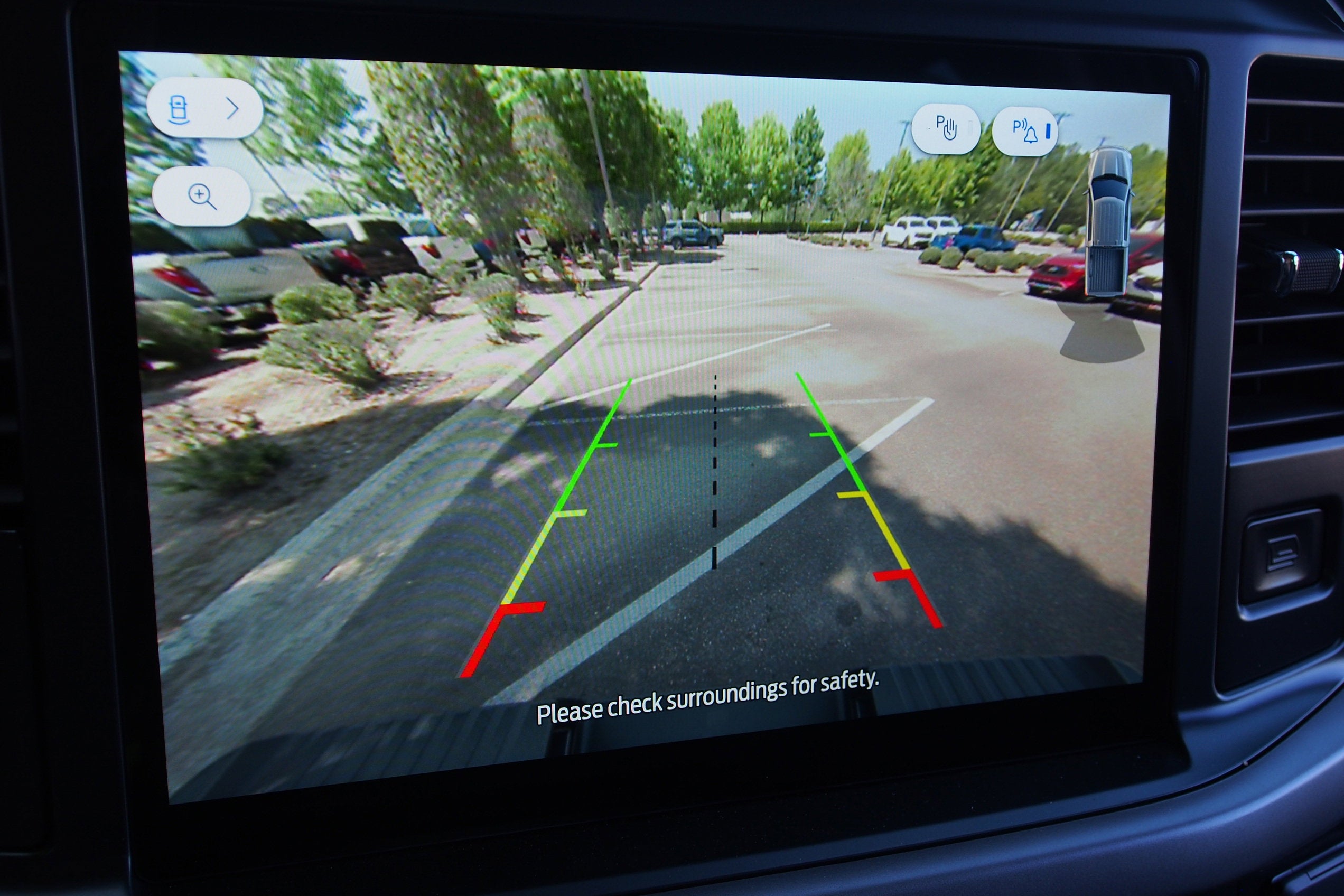 2025 Ford F-150 XLT - Crossroads Courtesy Demo