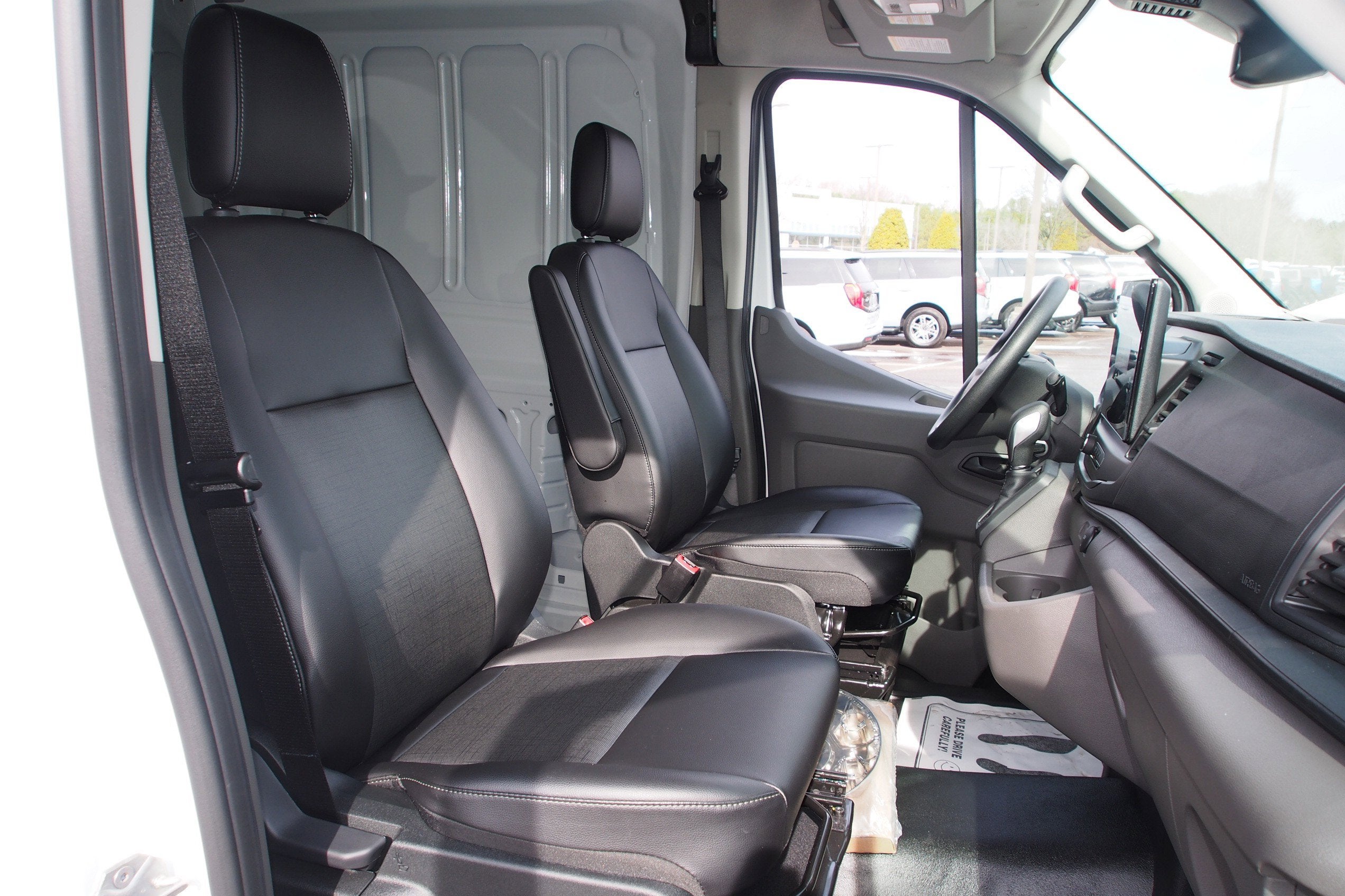 2025 Ford Transit Cargo Van Base