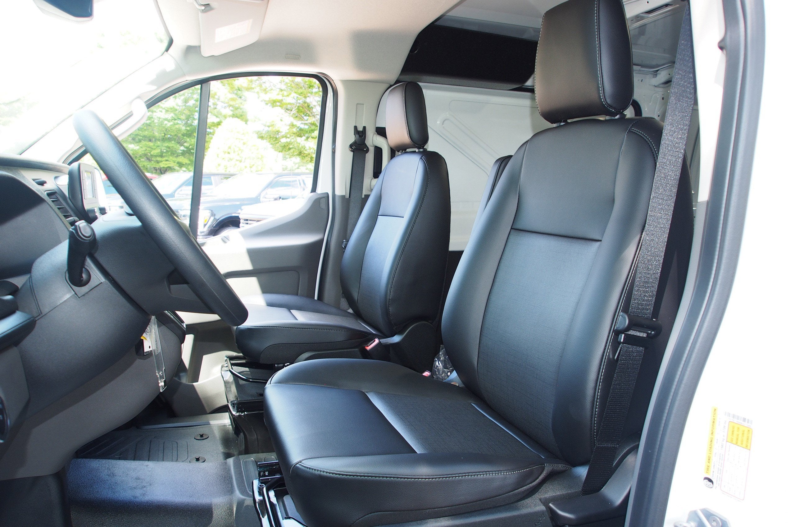 2025 Ford Transit Cargo Van Base