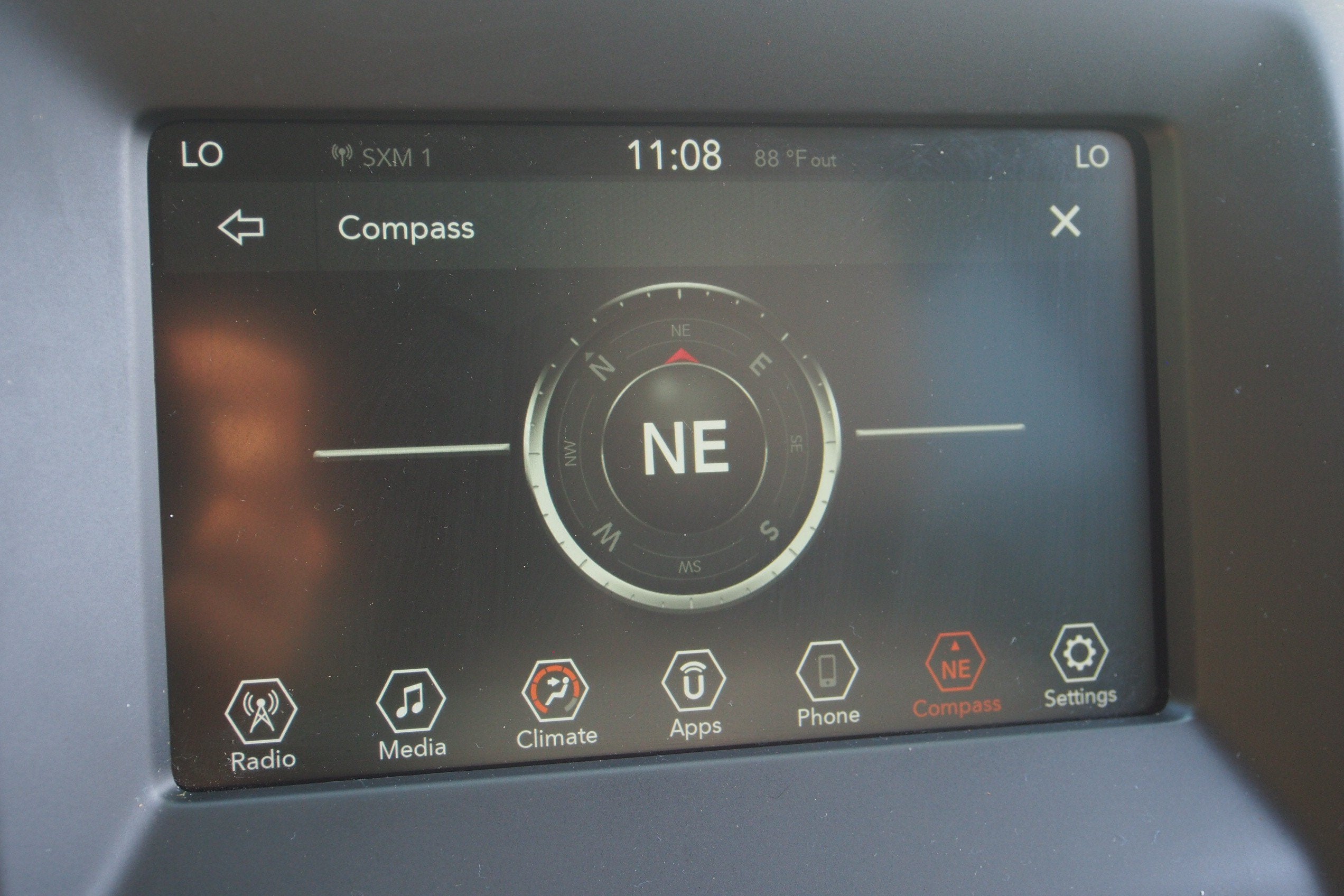 2020 Jeep Compass Latitude w/Sun/Wheel Pkg
