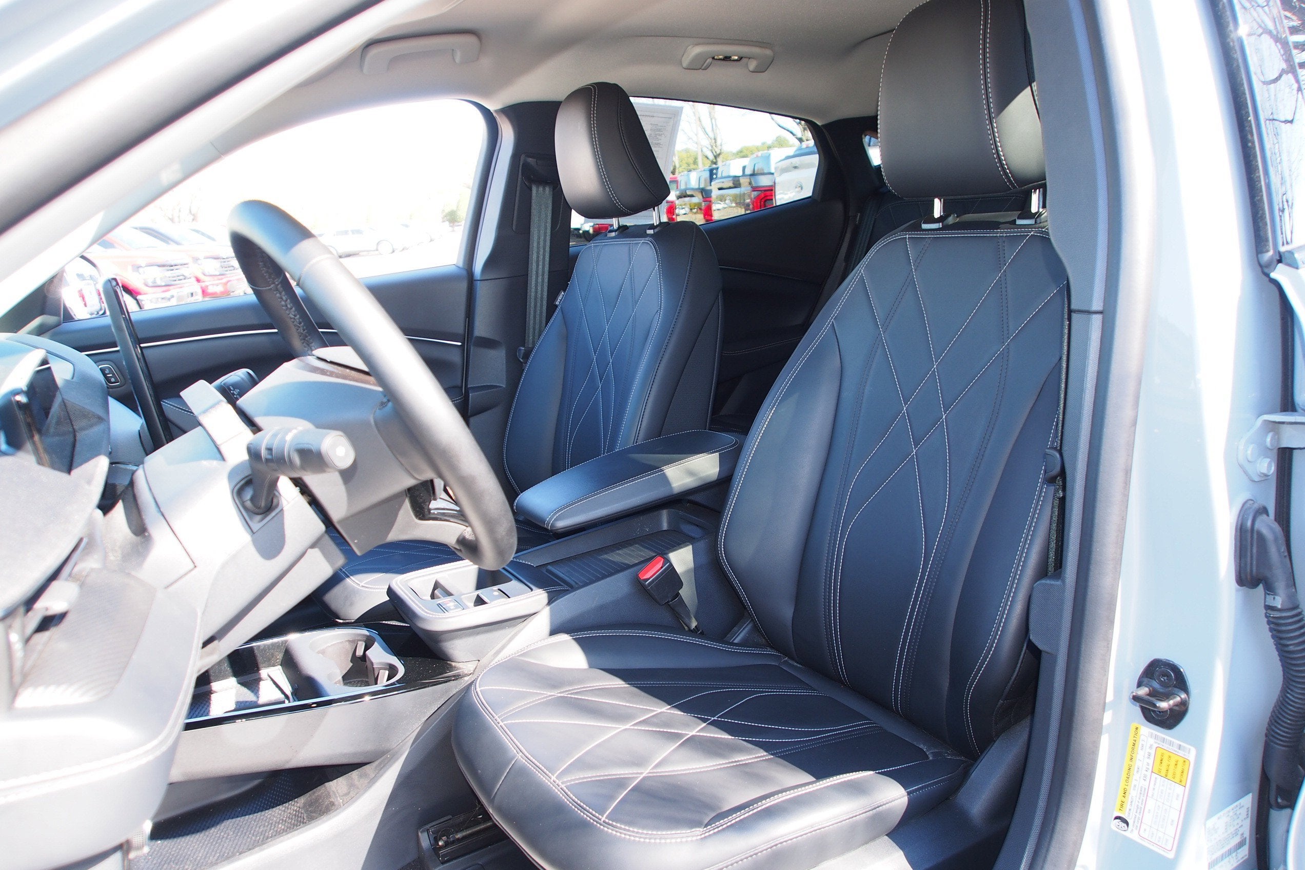 2025 Ford Mustang Mach-E Select