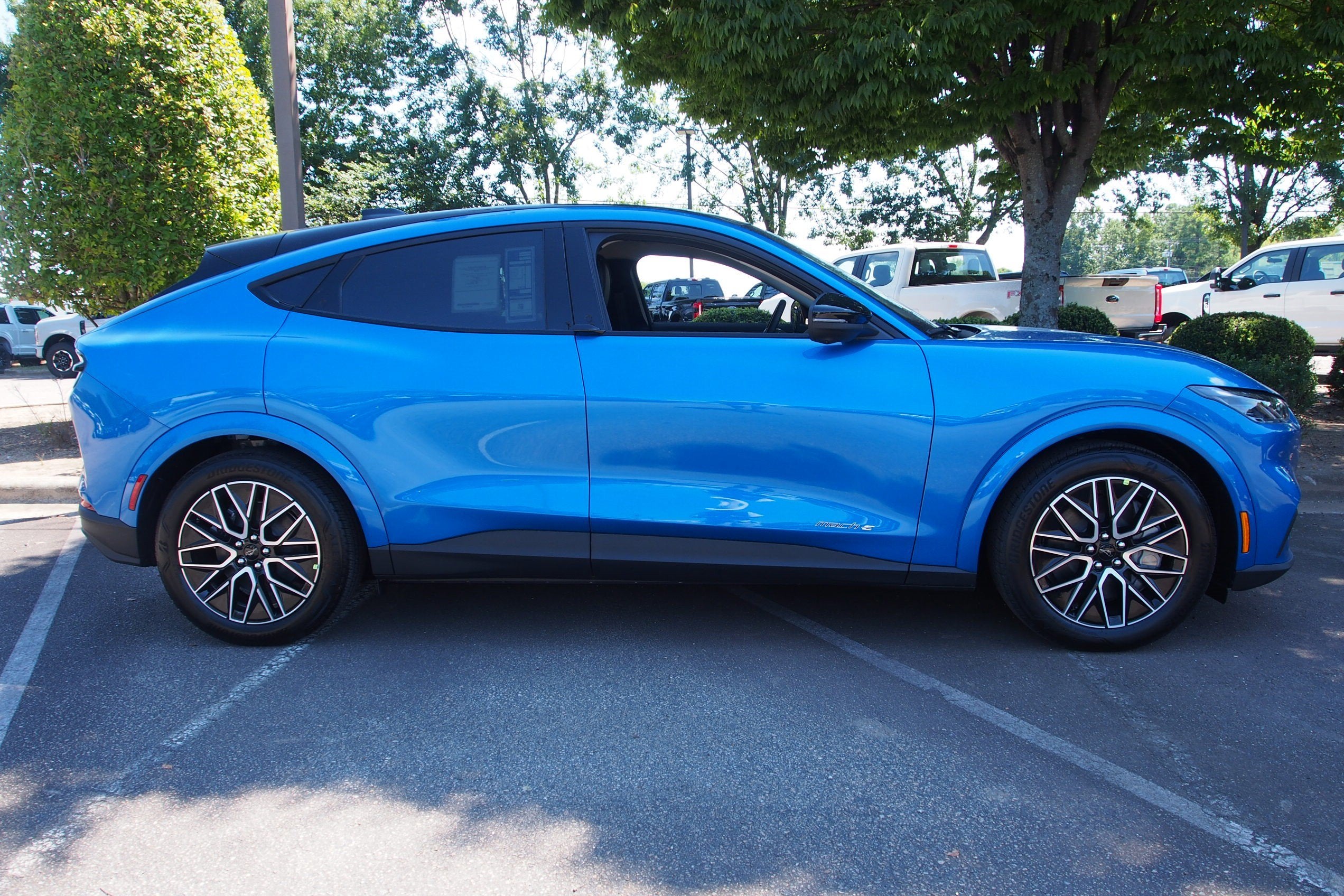 2025 Ford Mustang Mach-E Premium