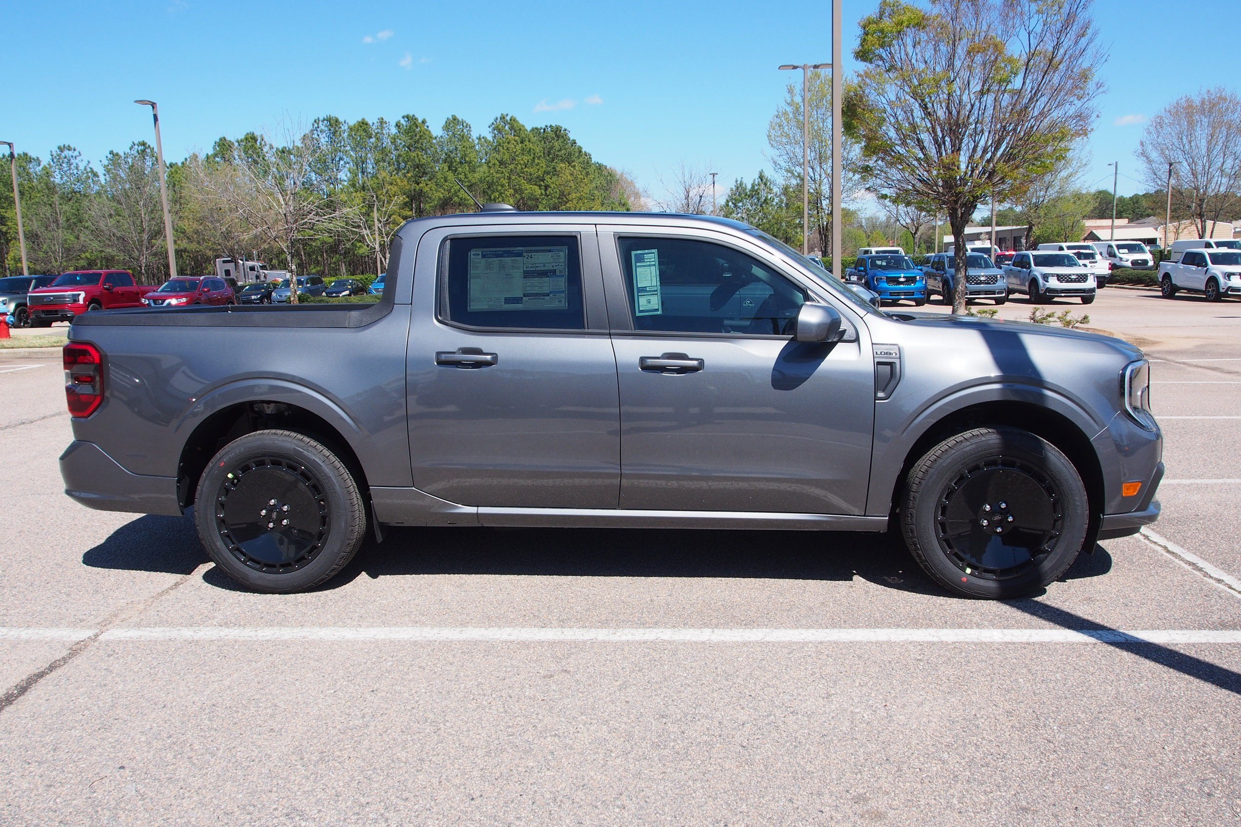 2026 Ford Maverick Lobo Standard