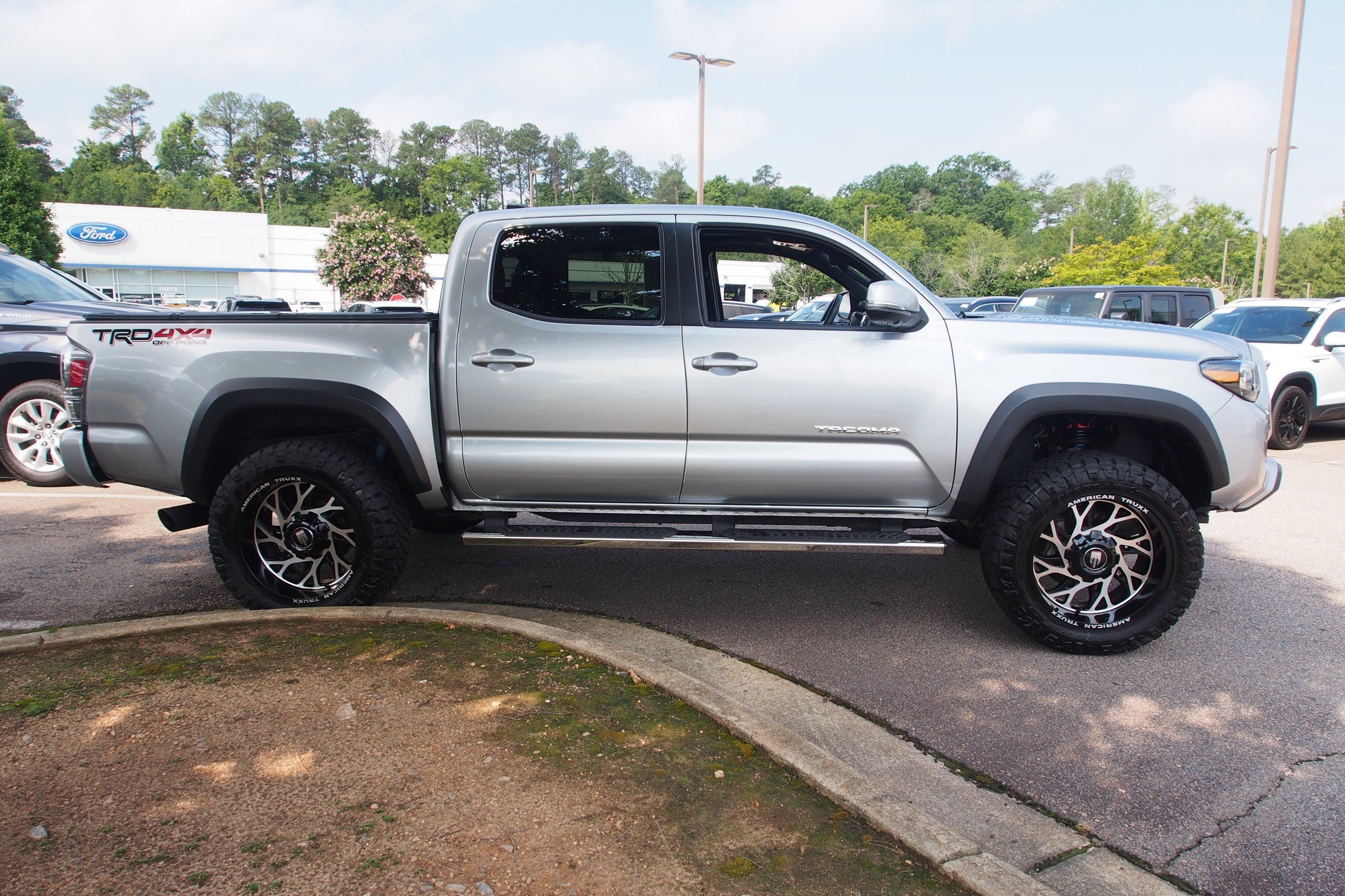 2022 Toyota Tacoma 4WD TRD Off Road