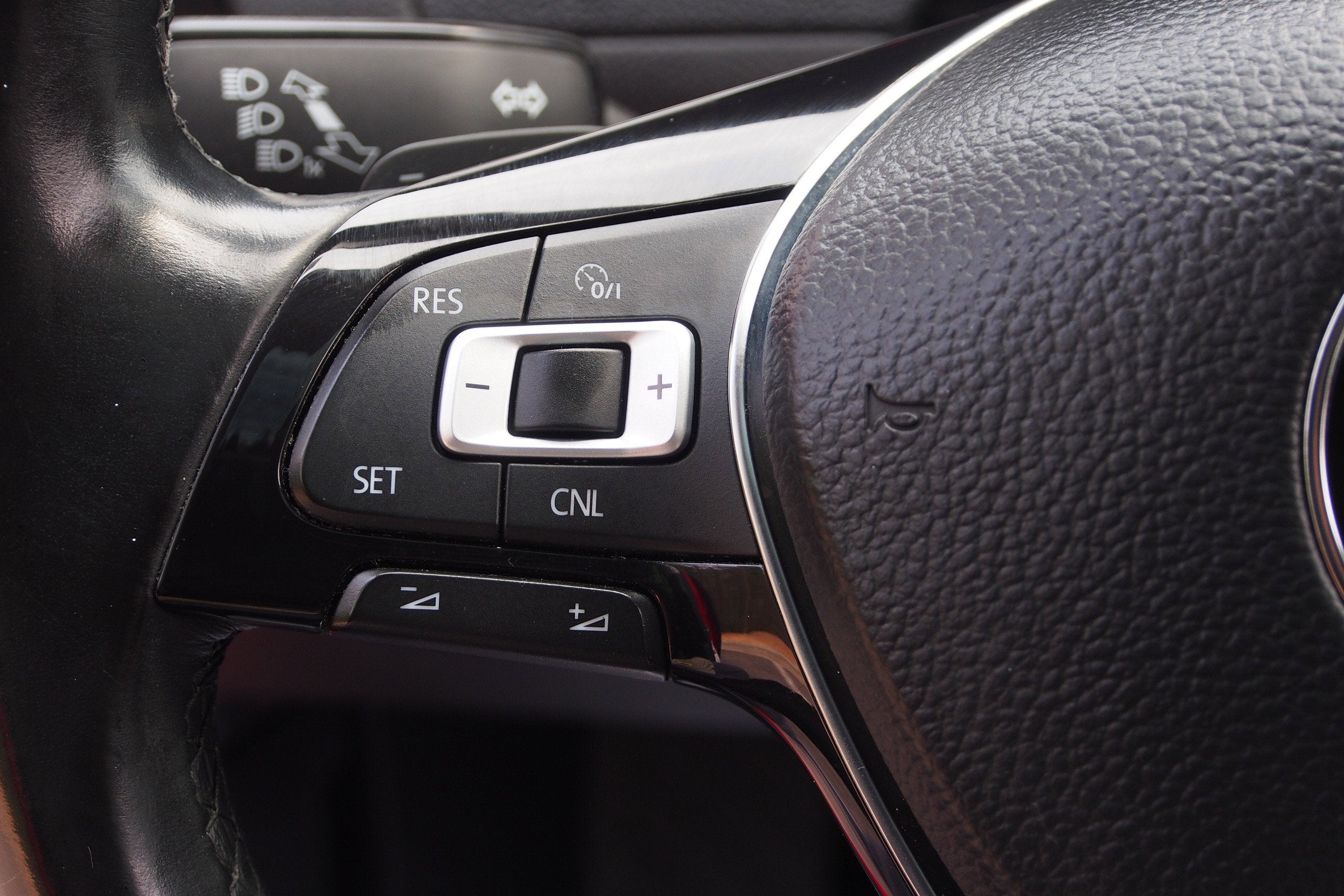 2017 Volkswagen Golf SE