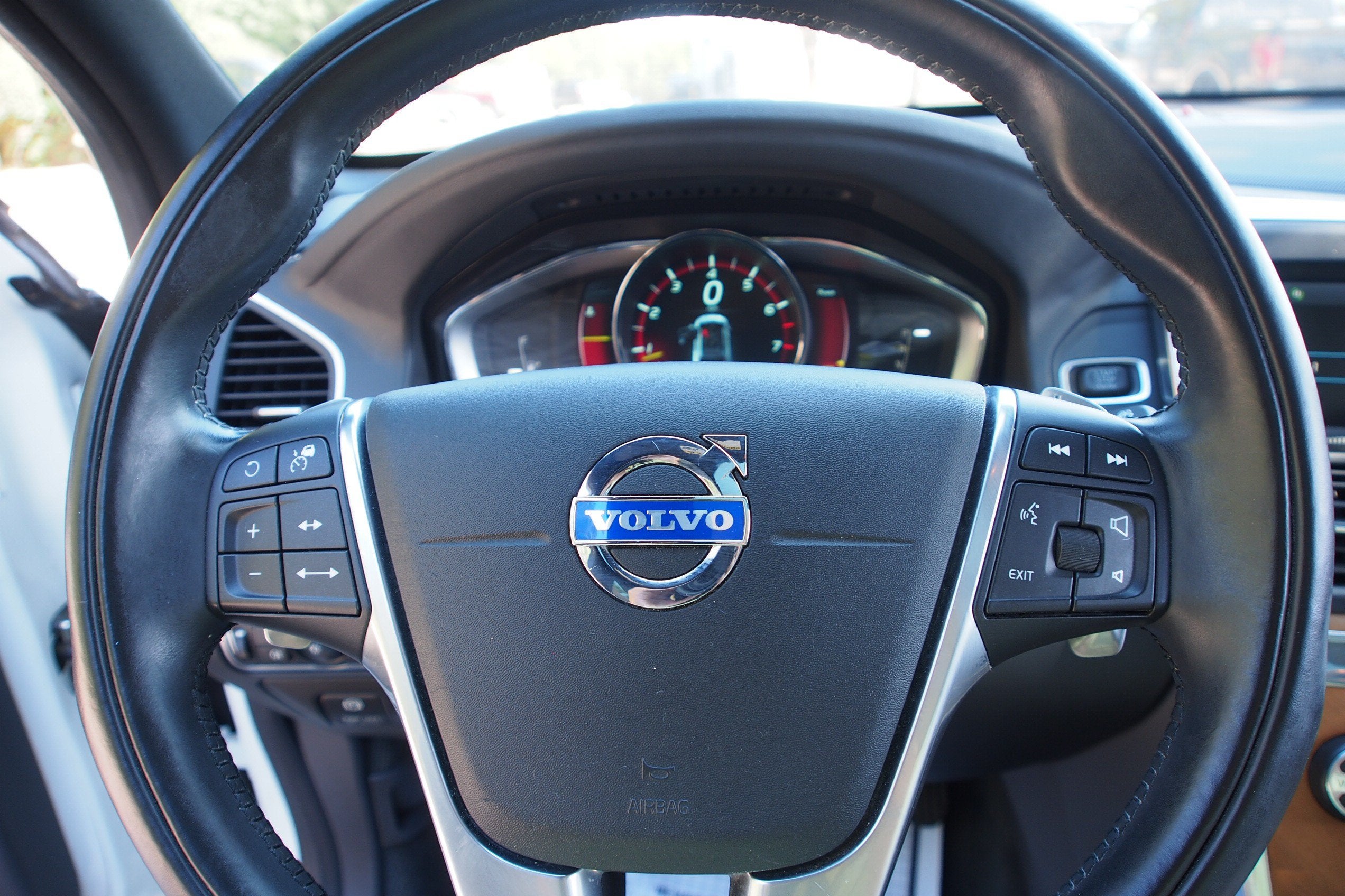 2015 Volvo XC60 T6 Platinum