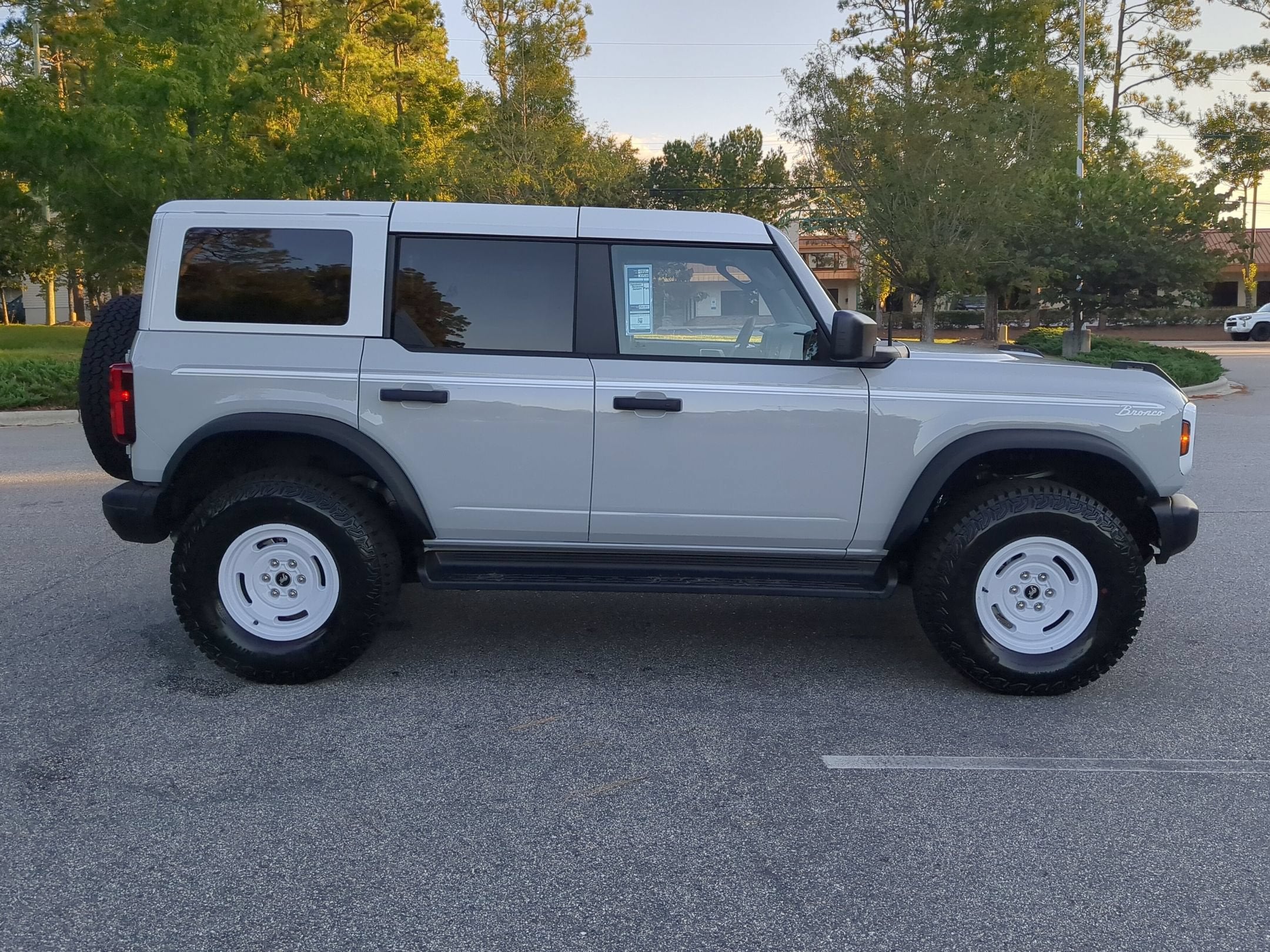 2026 Ford Bronco Heritage Edition