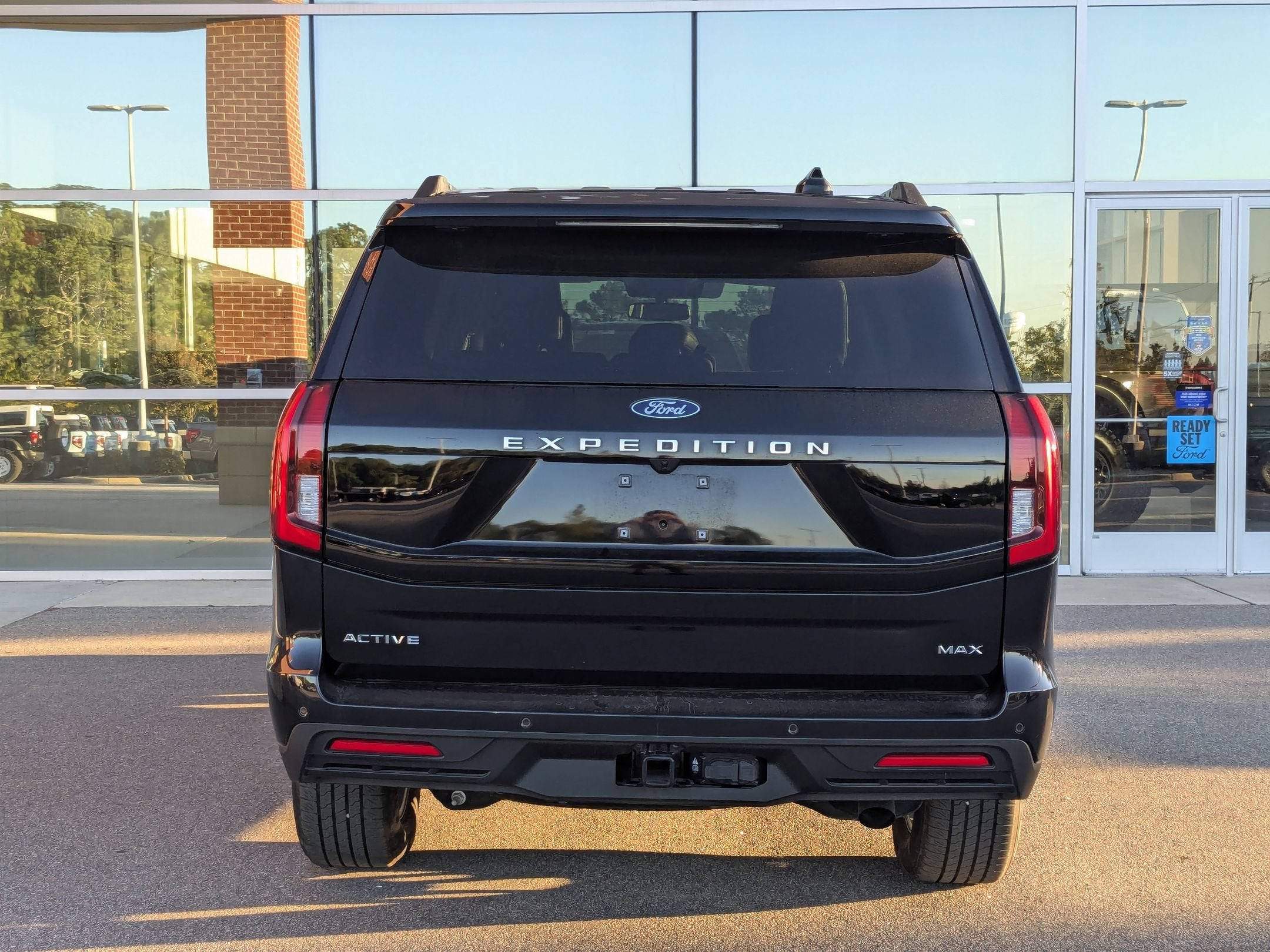 2025 Ford Expedition Max Active