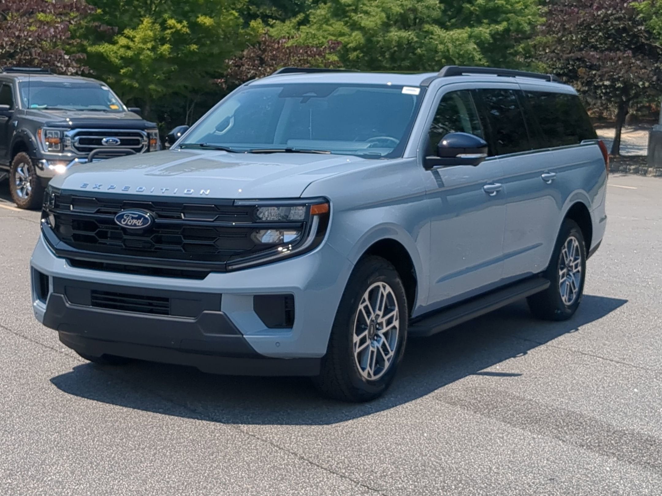 2026 Ford Expedition Max Active