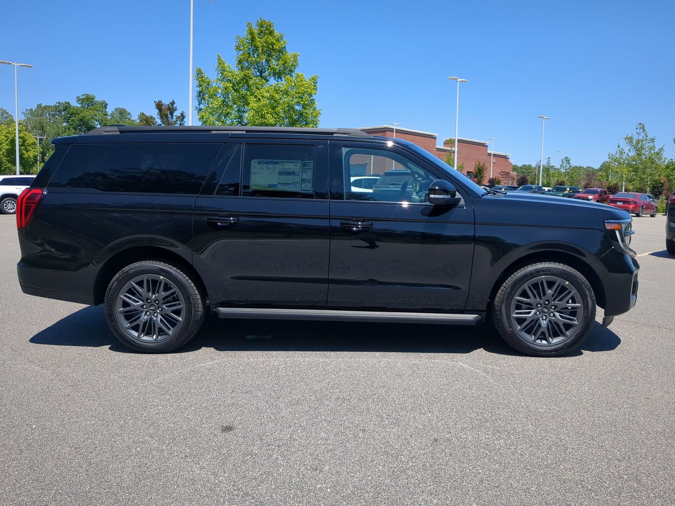 2026 Ford Expedition Max Platinum