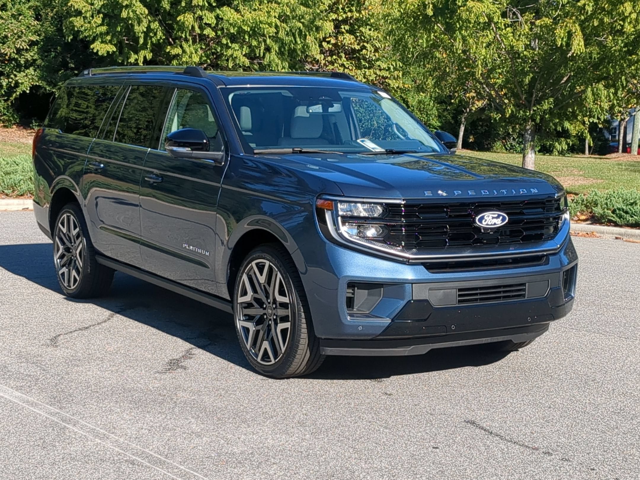 2027 Ford Expedition Max Platinum