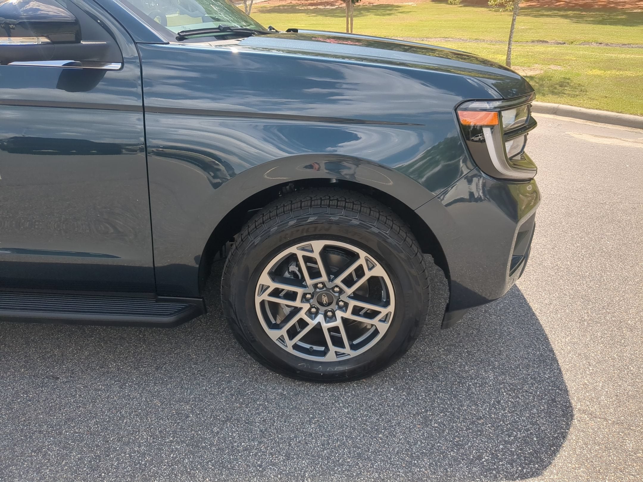 2026 Ford Expedition Active