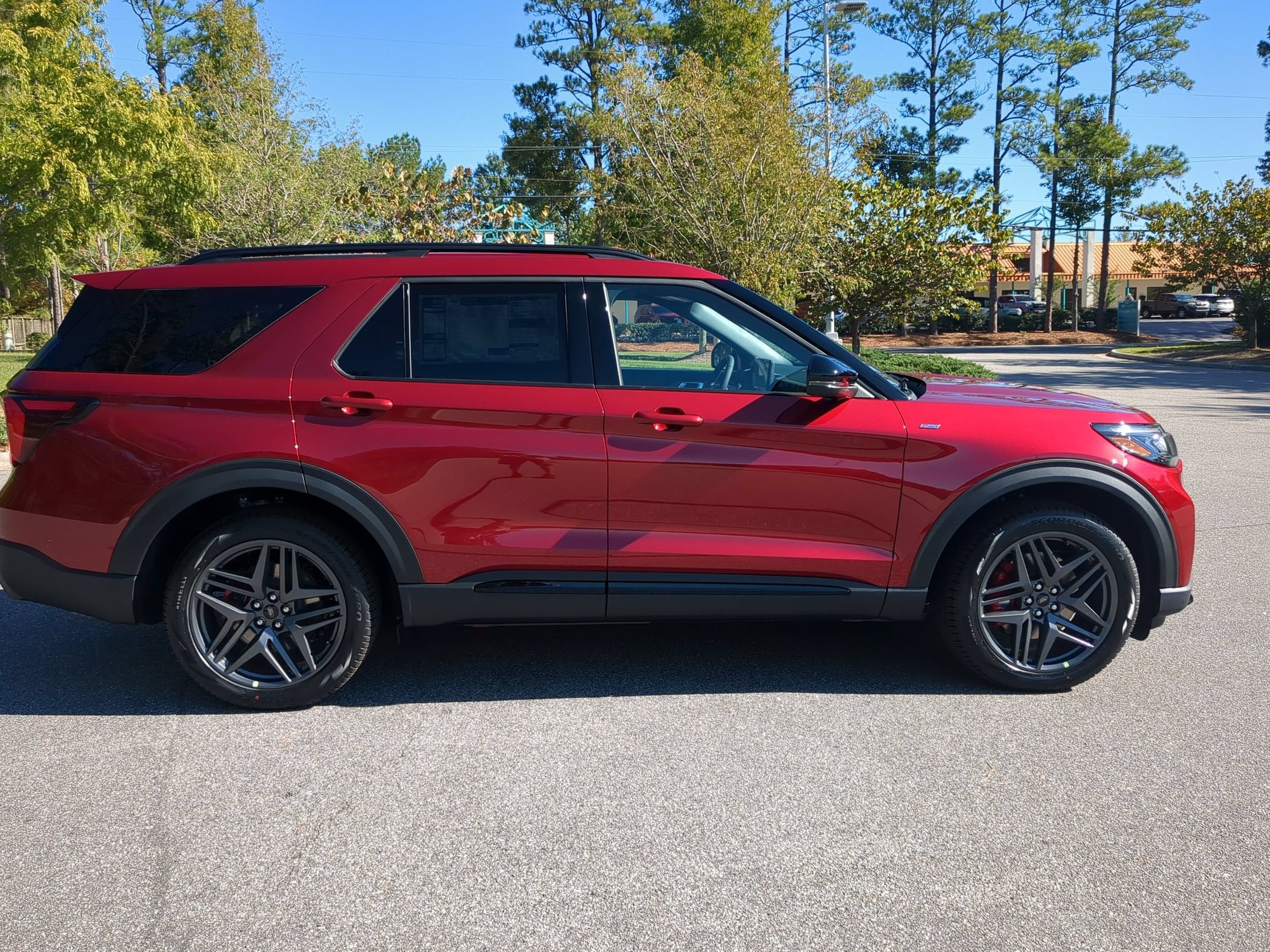 2027 Ford Explorer ST-Line