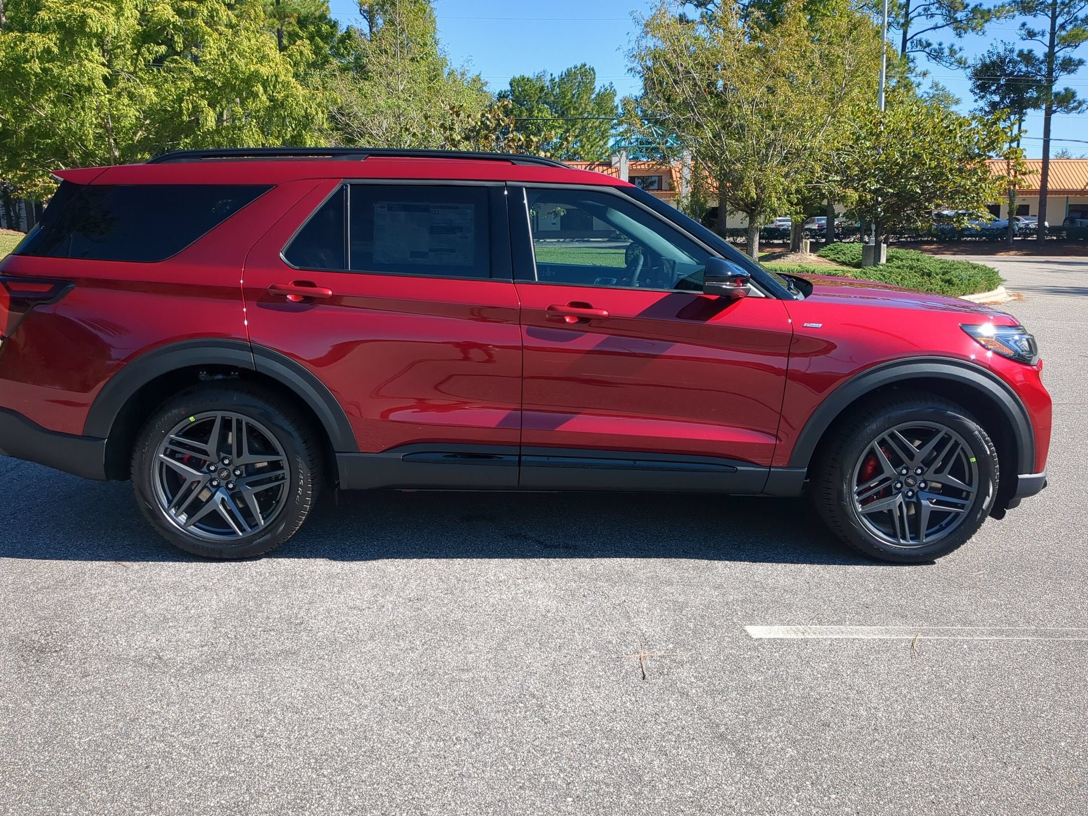 2027 Ford Explorer ST-Line