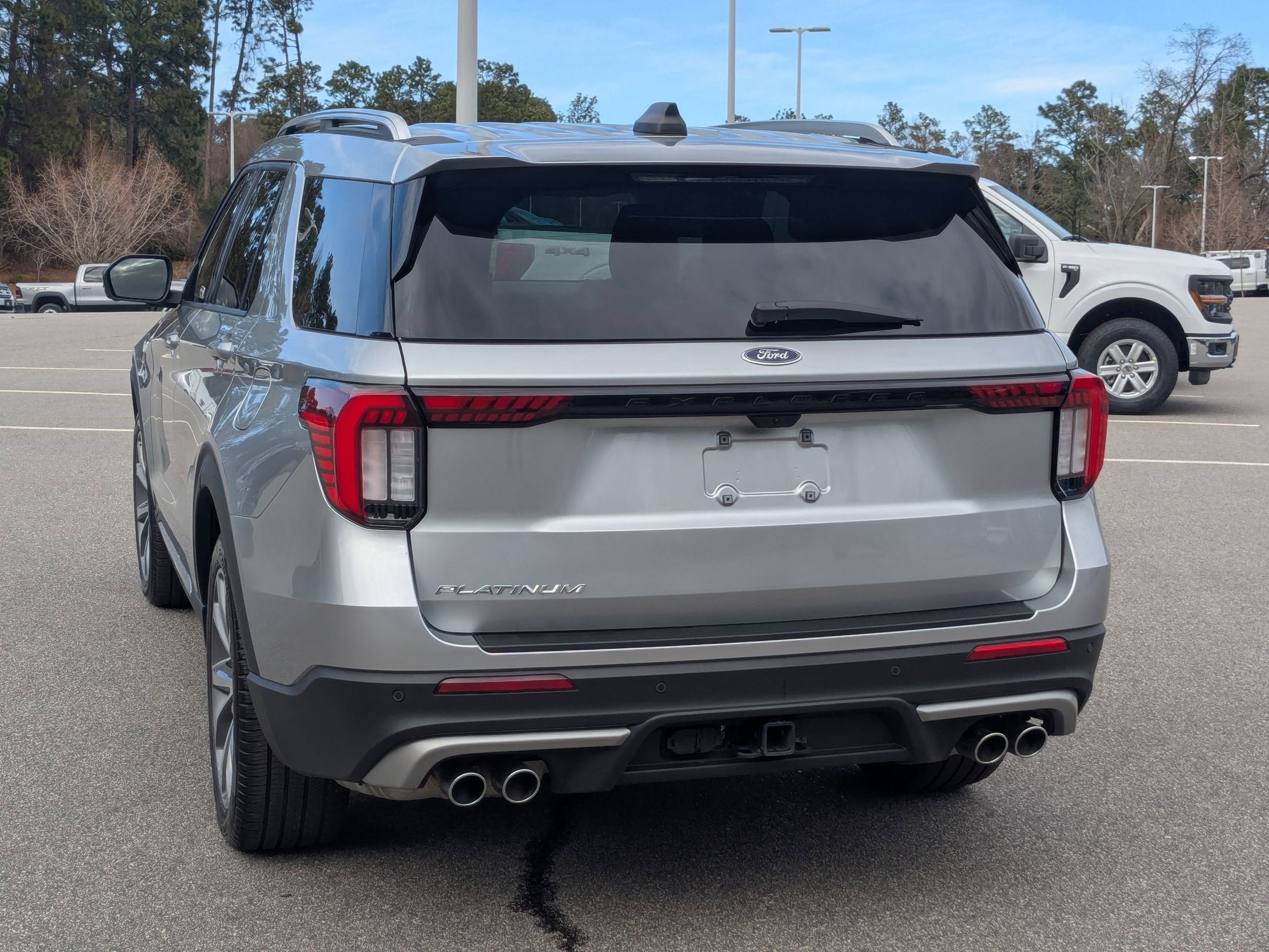 2025 Ford Explorer Platinum