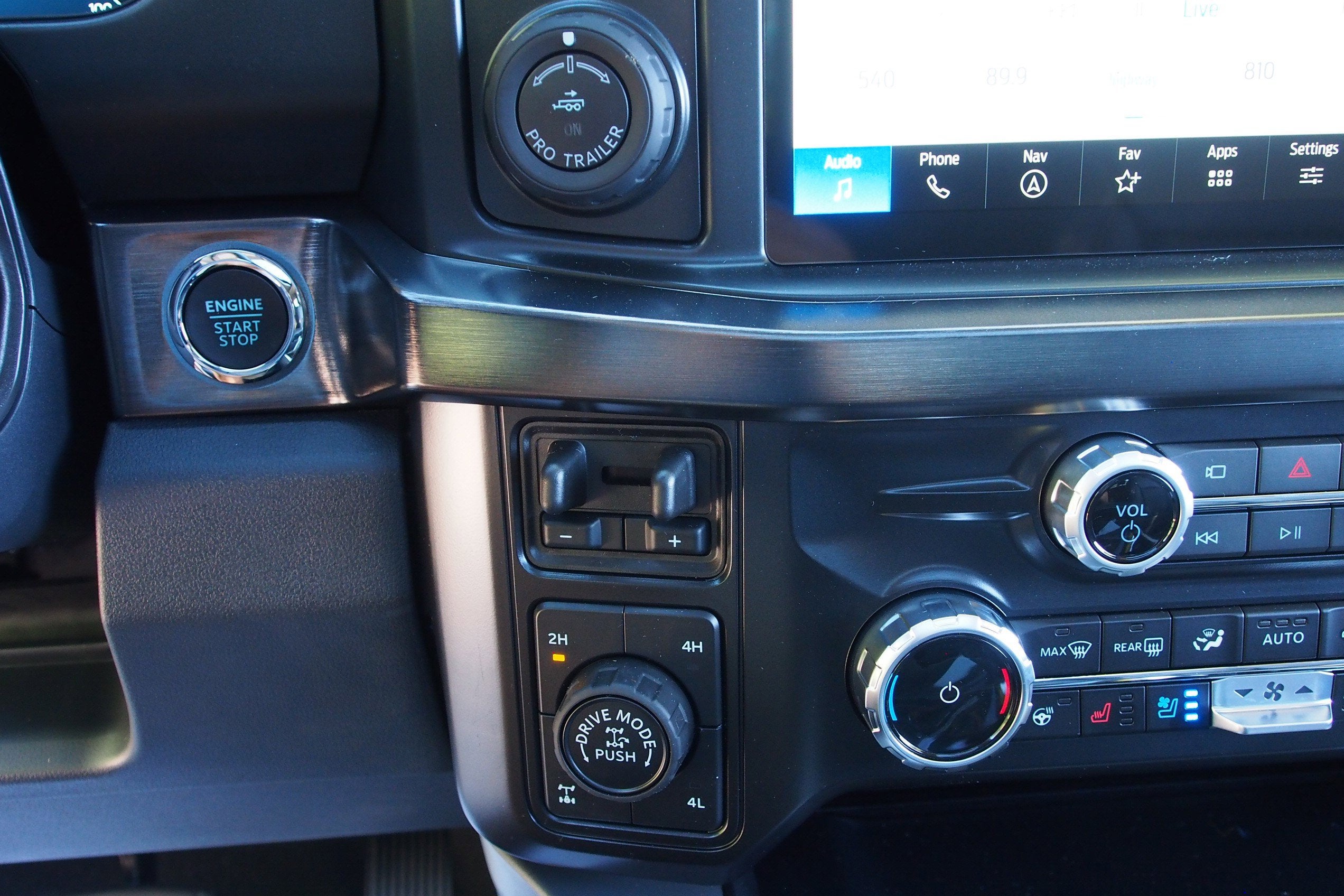 2025 Ford Super Duty F-350 SRW LARIAT