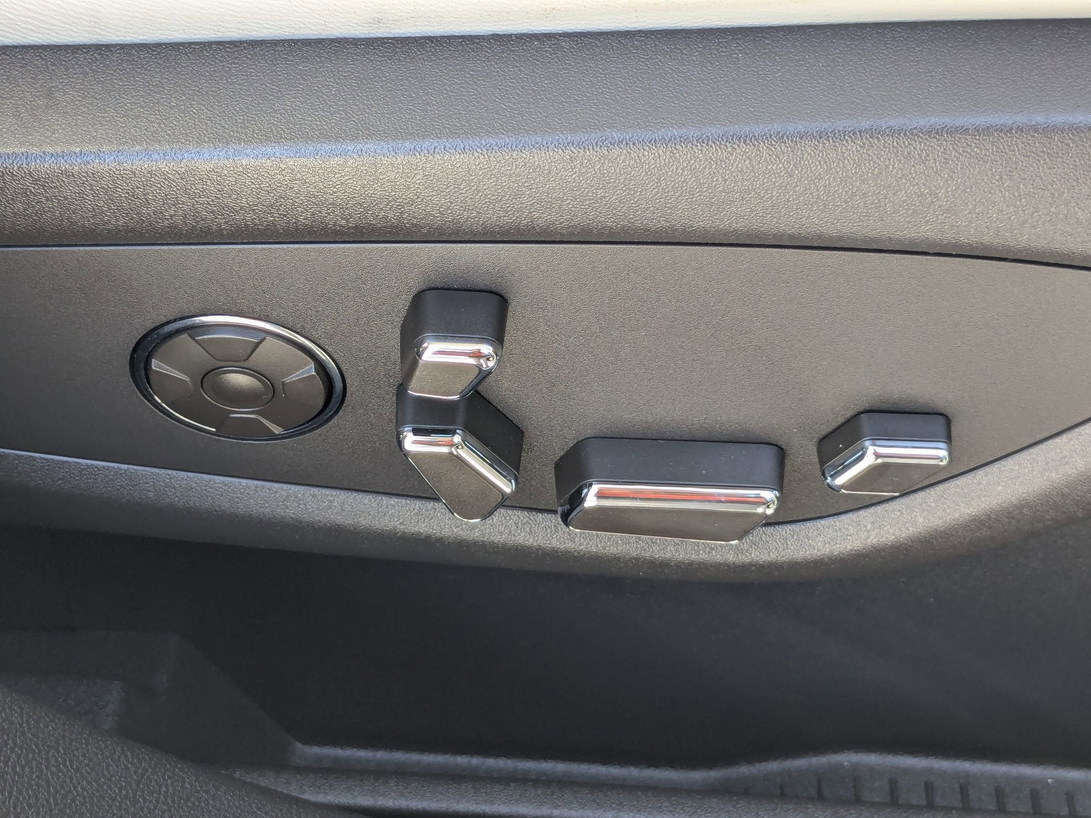 2023 Lincoln Nautilus Black Label