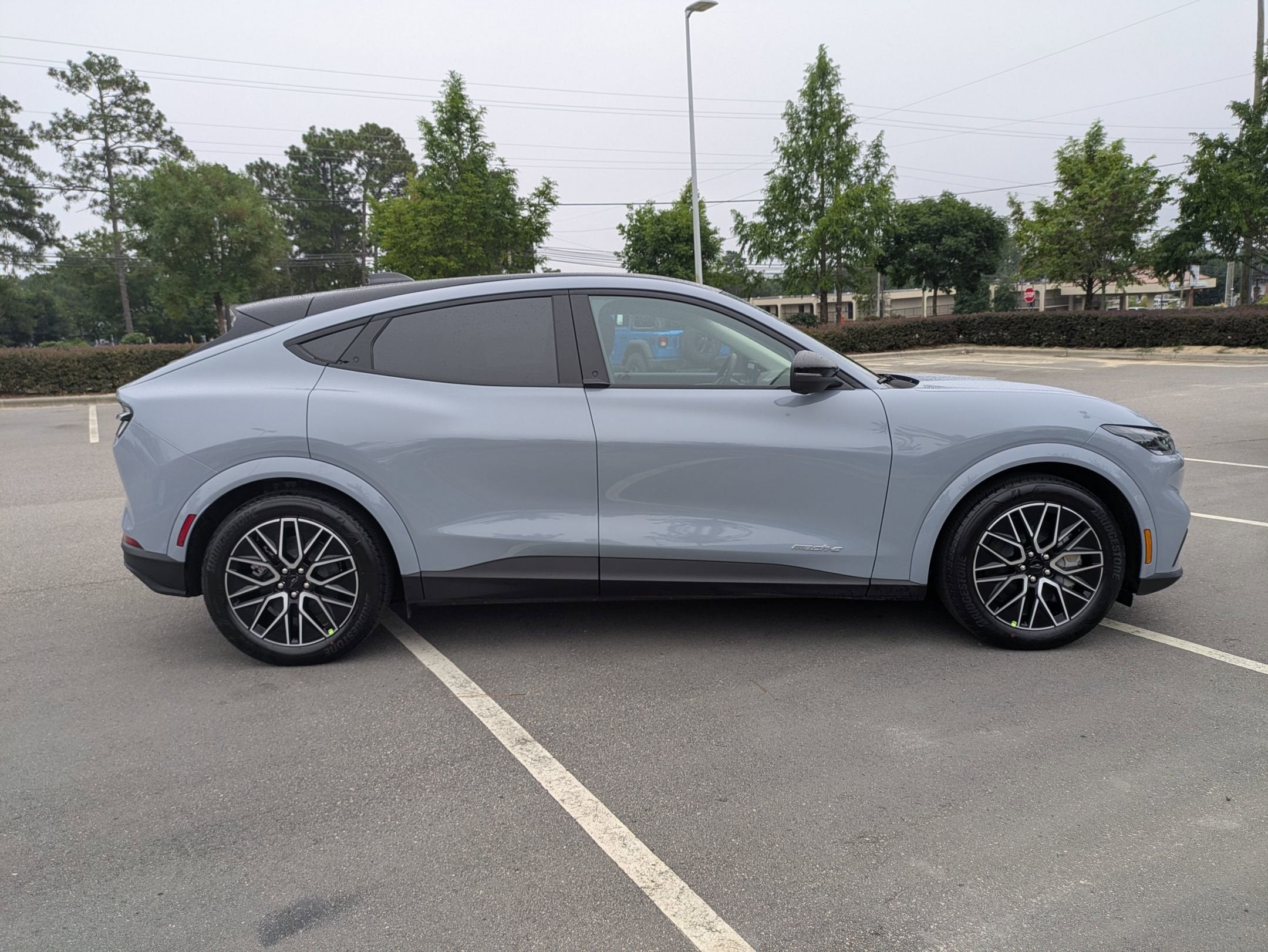 2025 Ford Mustang Mach-E Premium
