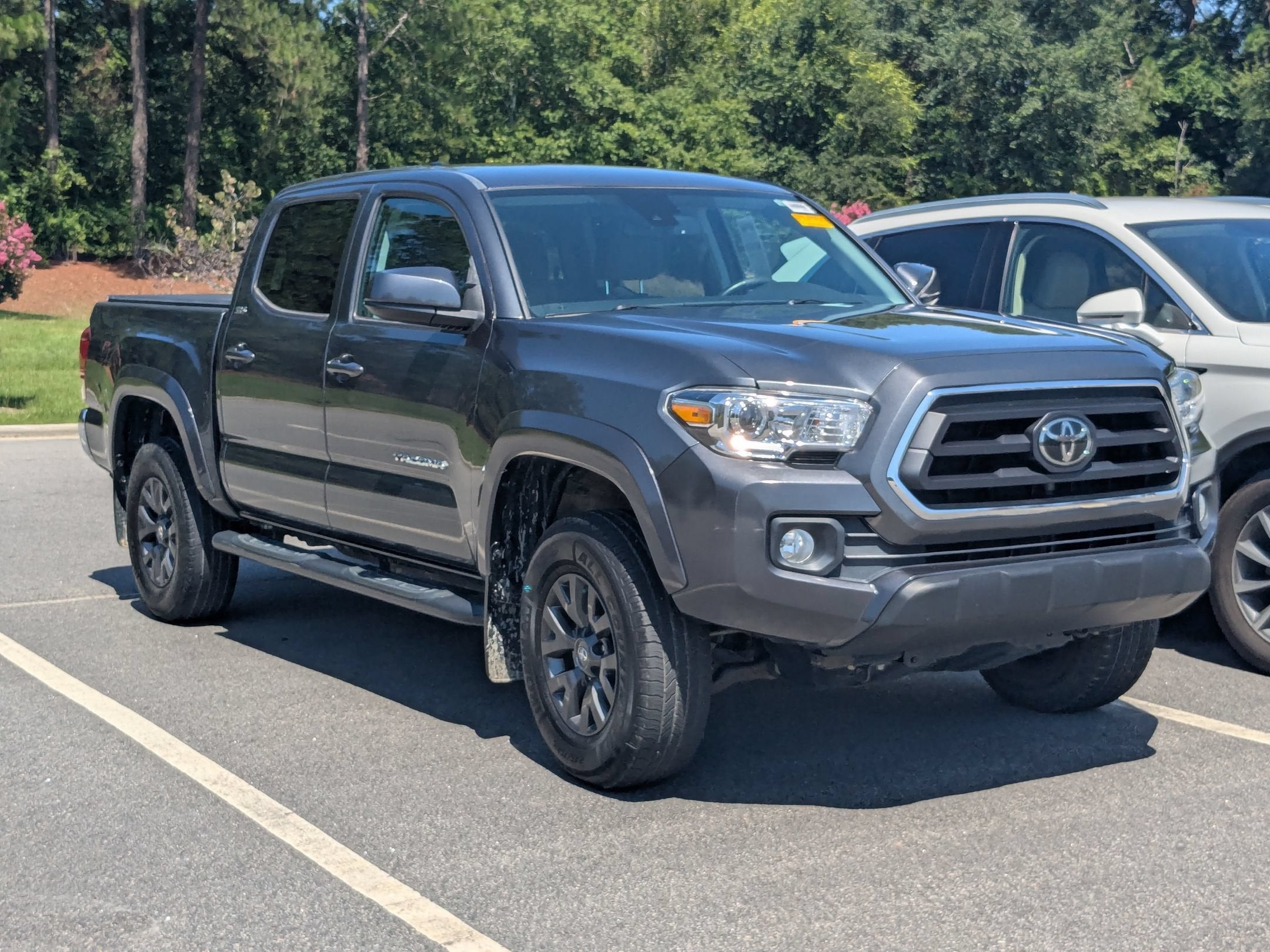 2022 Toyota Tacoma 4WD SR5