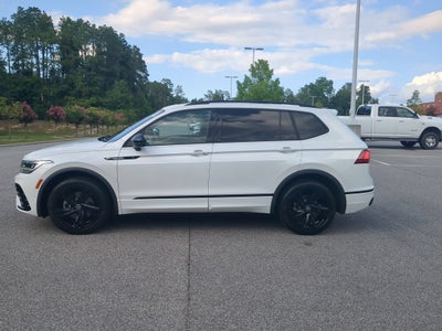 2023 Volkswagen Tiguan SE R-Line Black