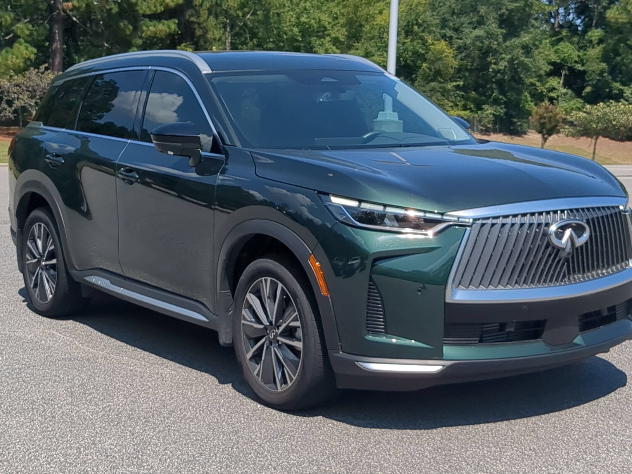 2026 INFINITI QX60 LUXE