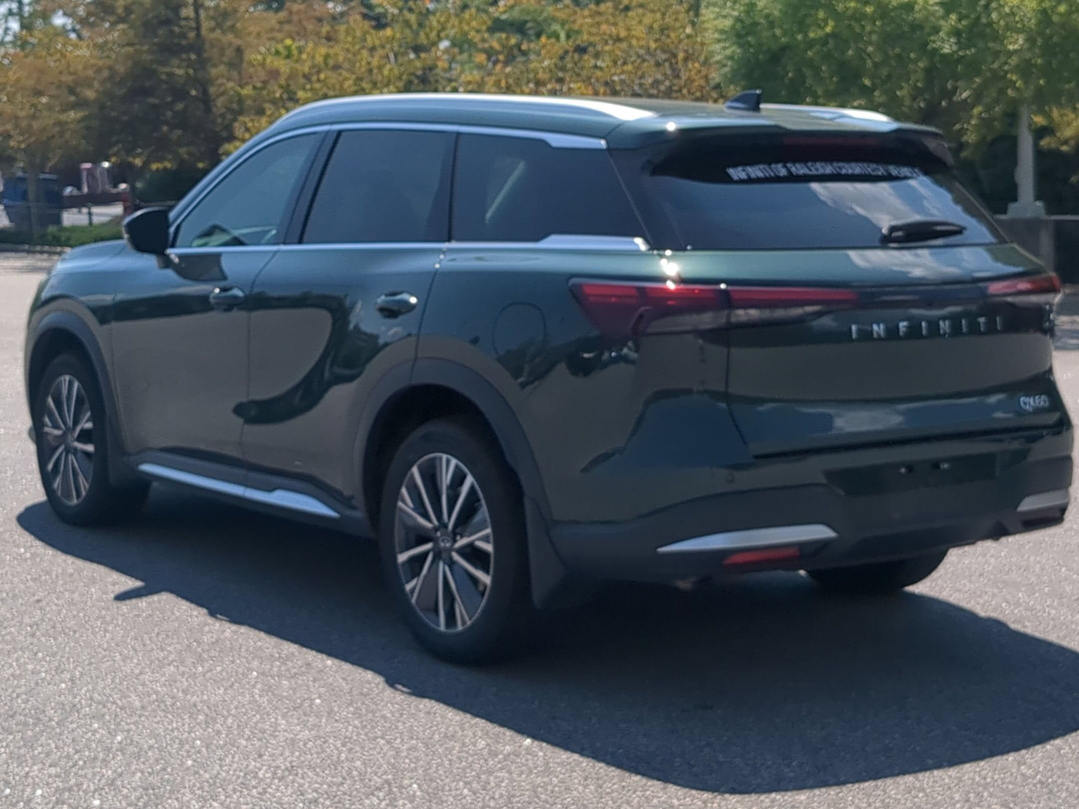 2026 INFINITI QX60 LUXE