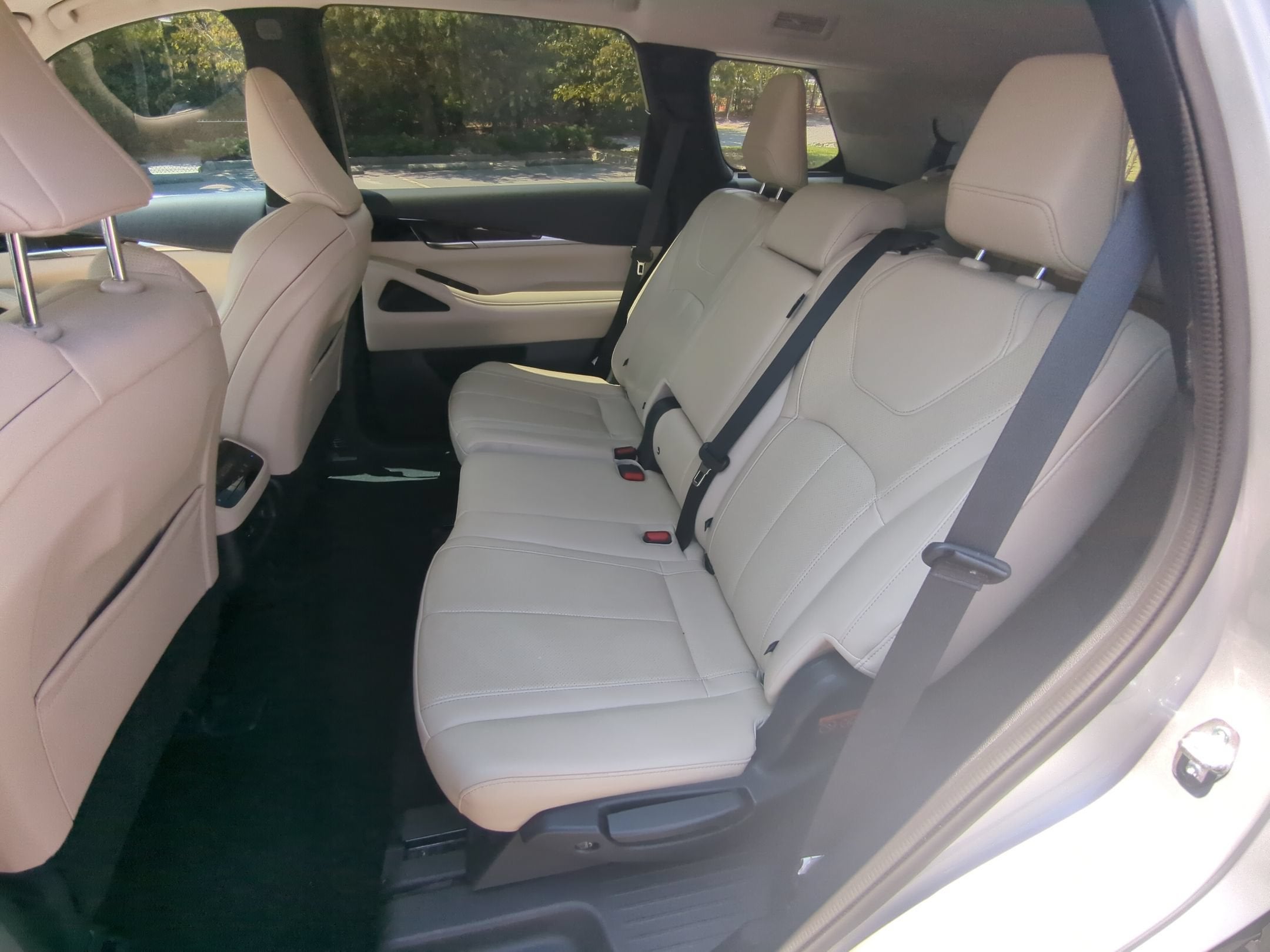 2023 INFINITI QX60 PURE