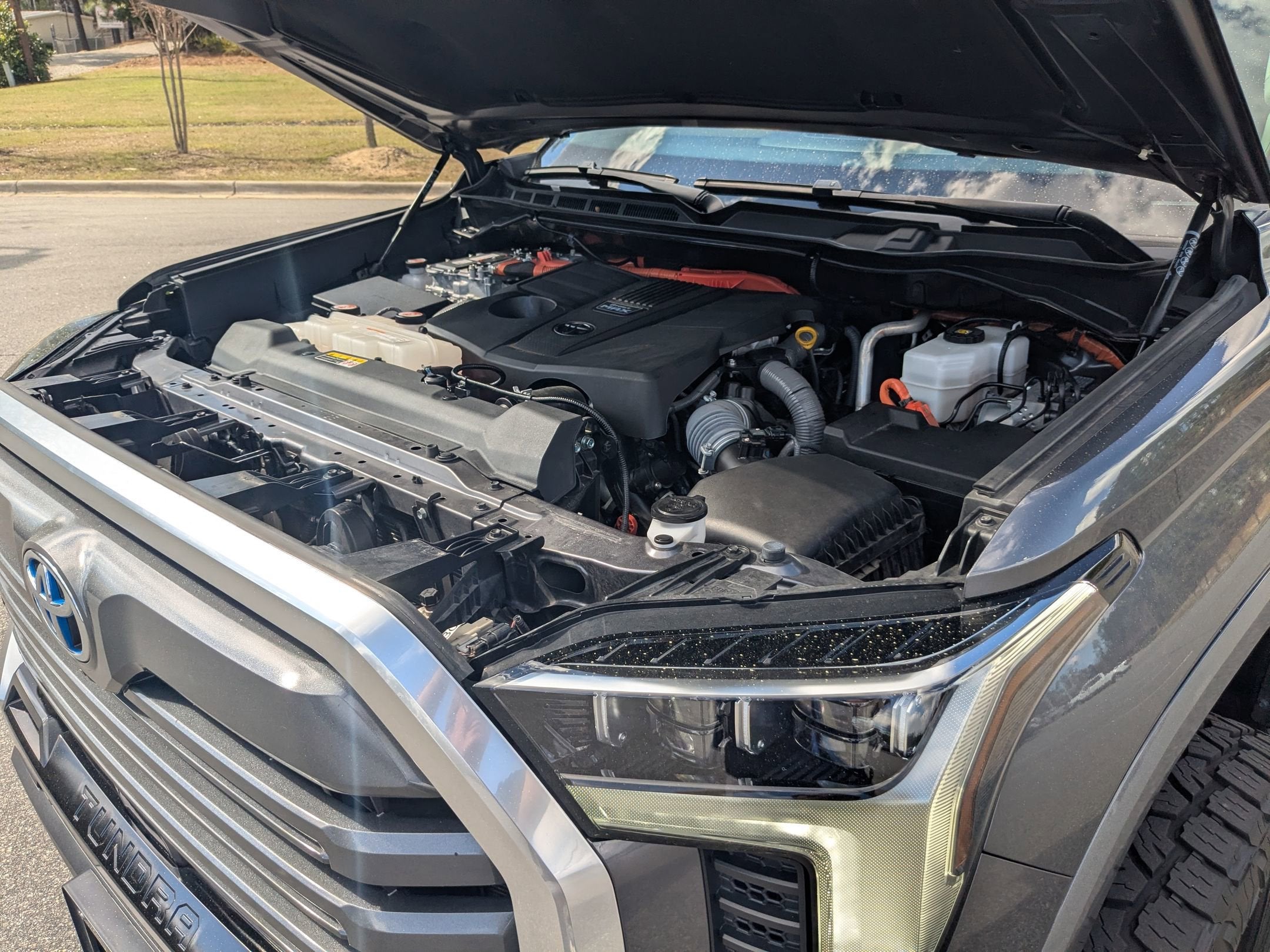 2023 Toyota Tundra 4WD Limited Hybrid
