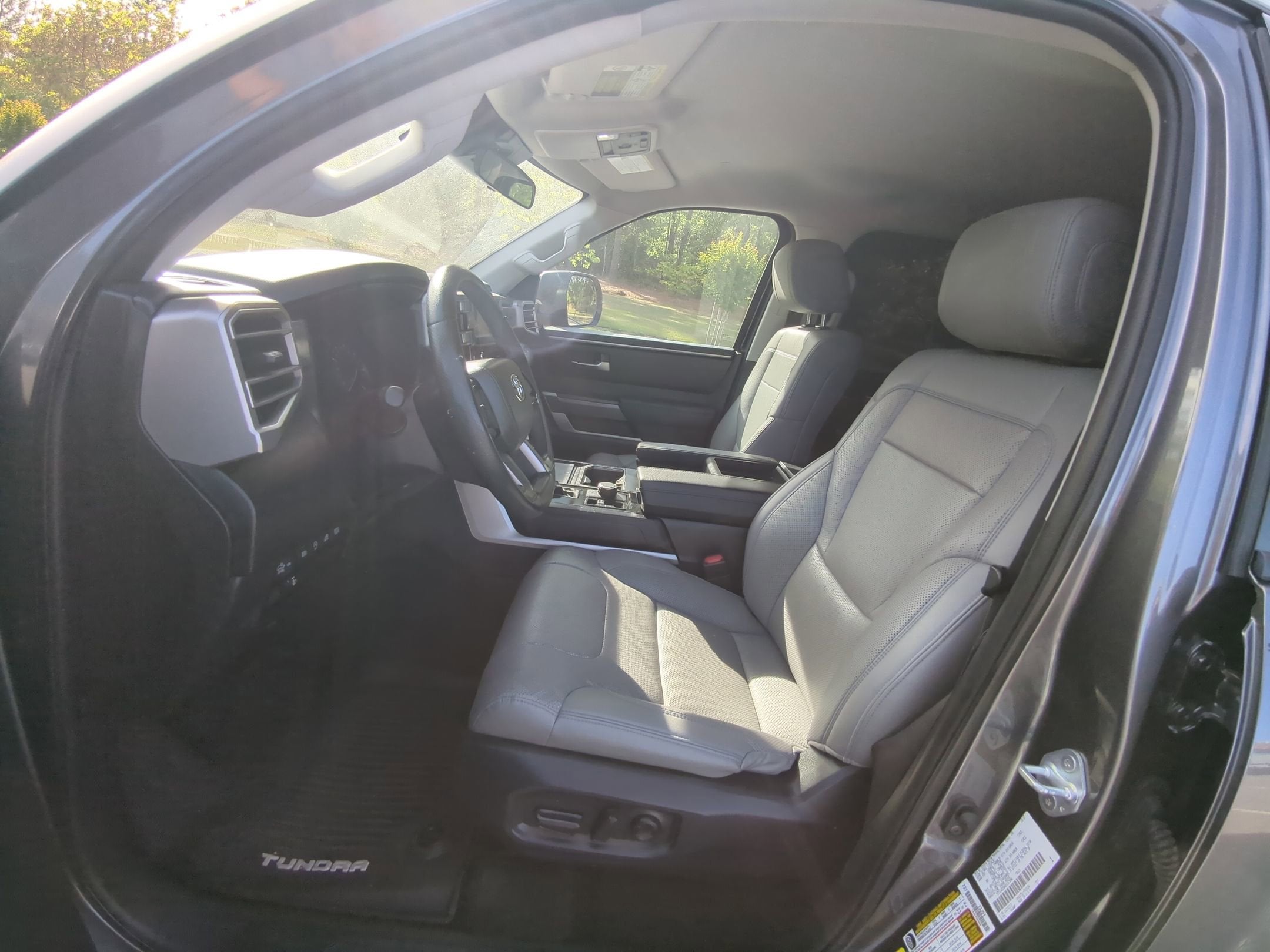 2024 Toyota Tundra 4WD SR5