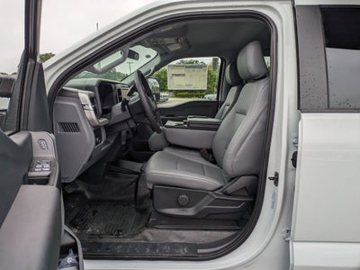 2025 Ford Super Duty F-550 DRW XL