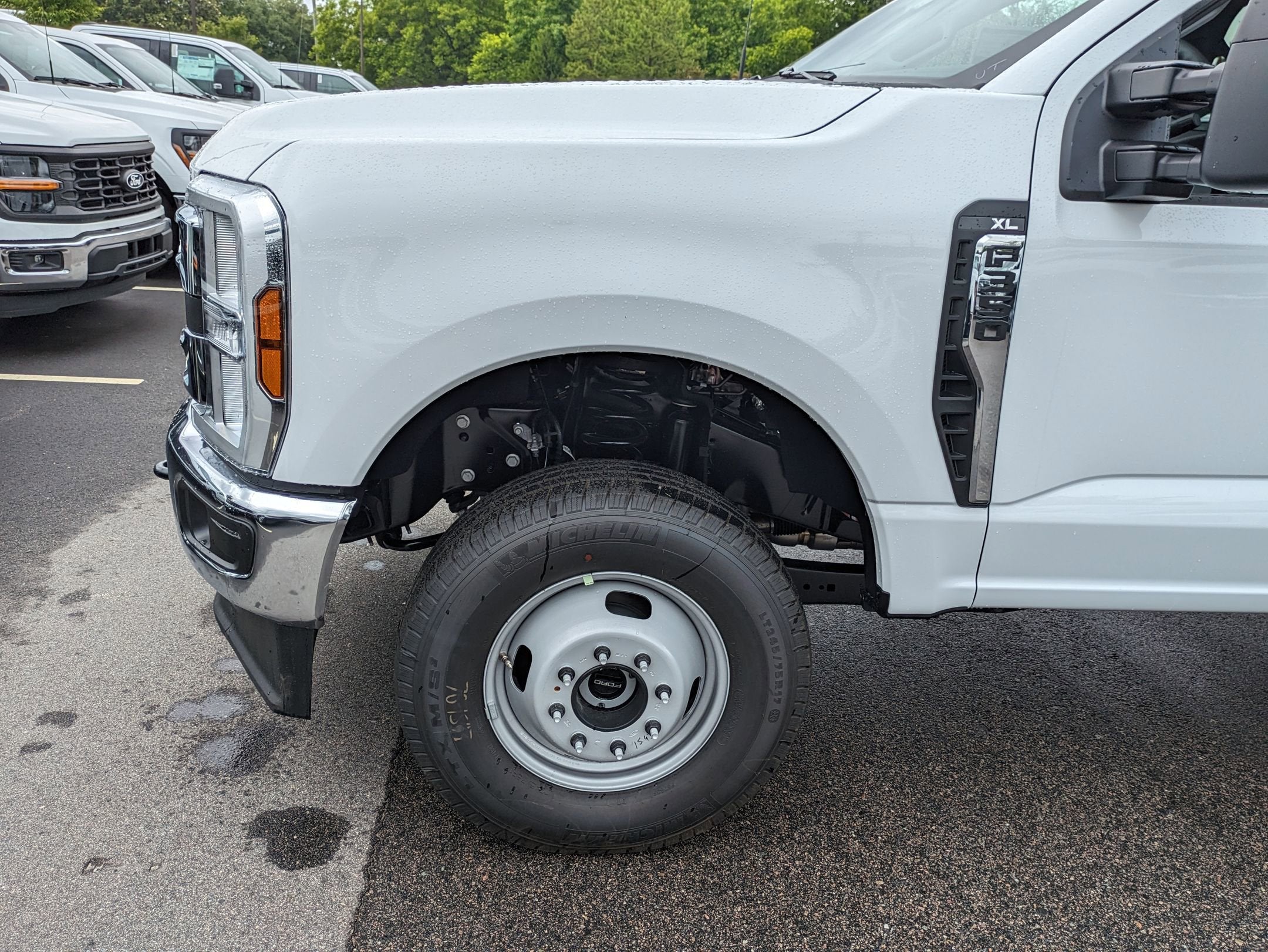 2025 Ford Super Duty F-350 DRW XL