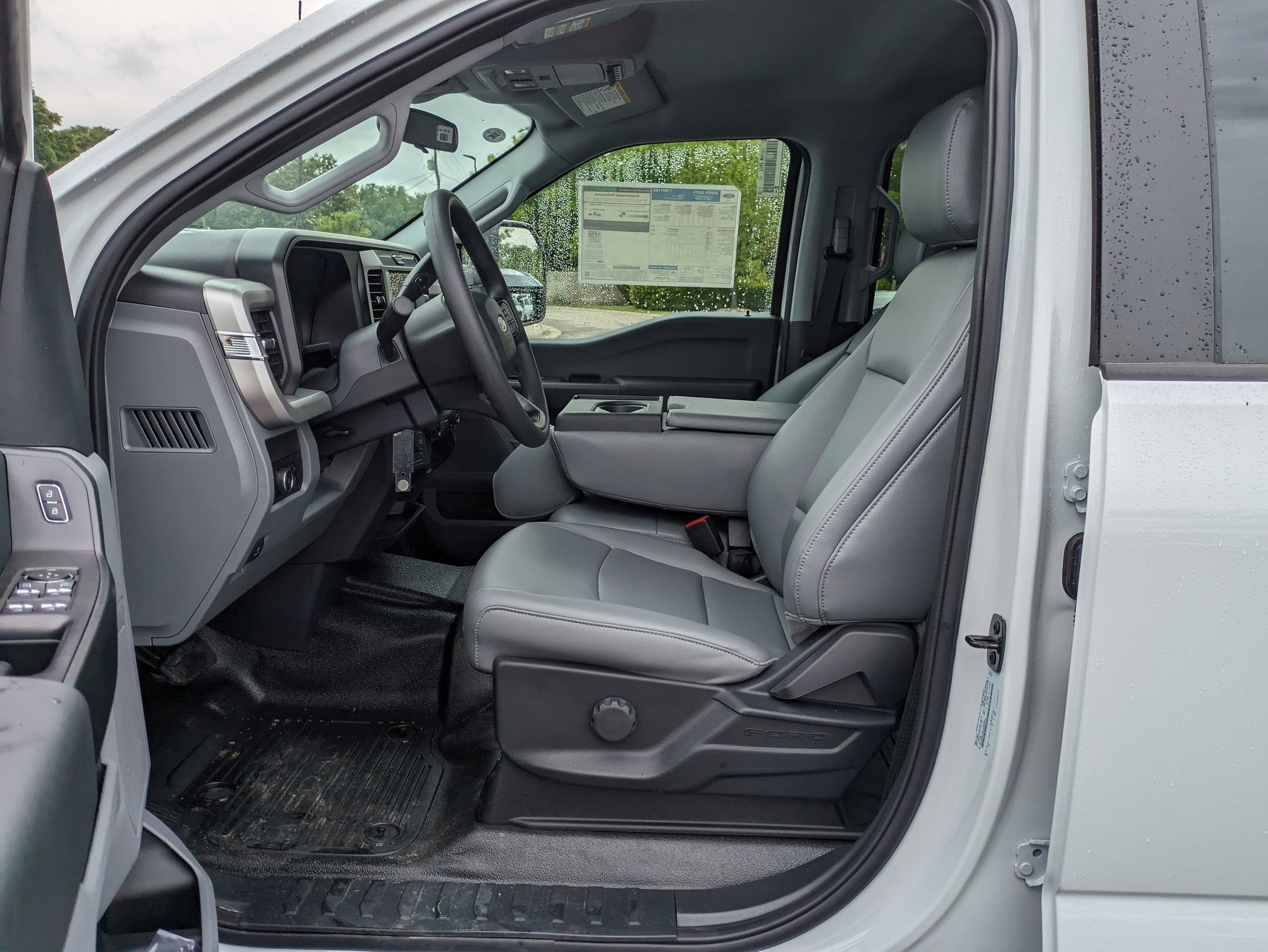 2025 Ford Super Duty F-350 DRW XL